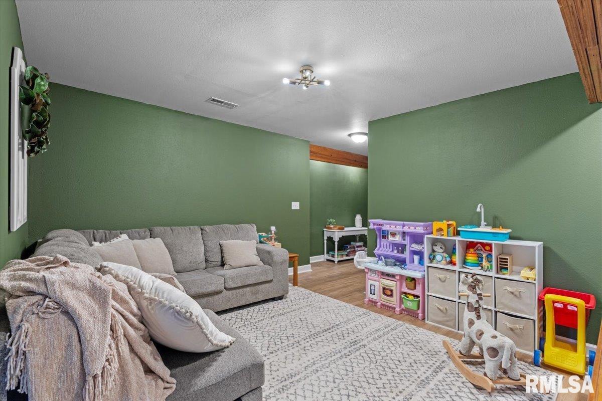1625 Chancelor Place