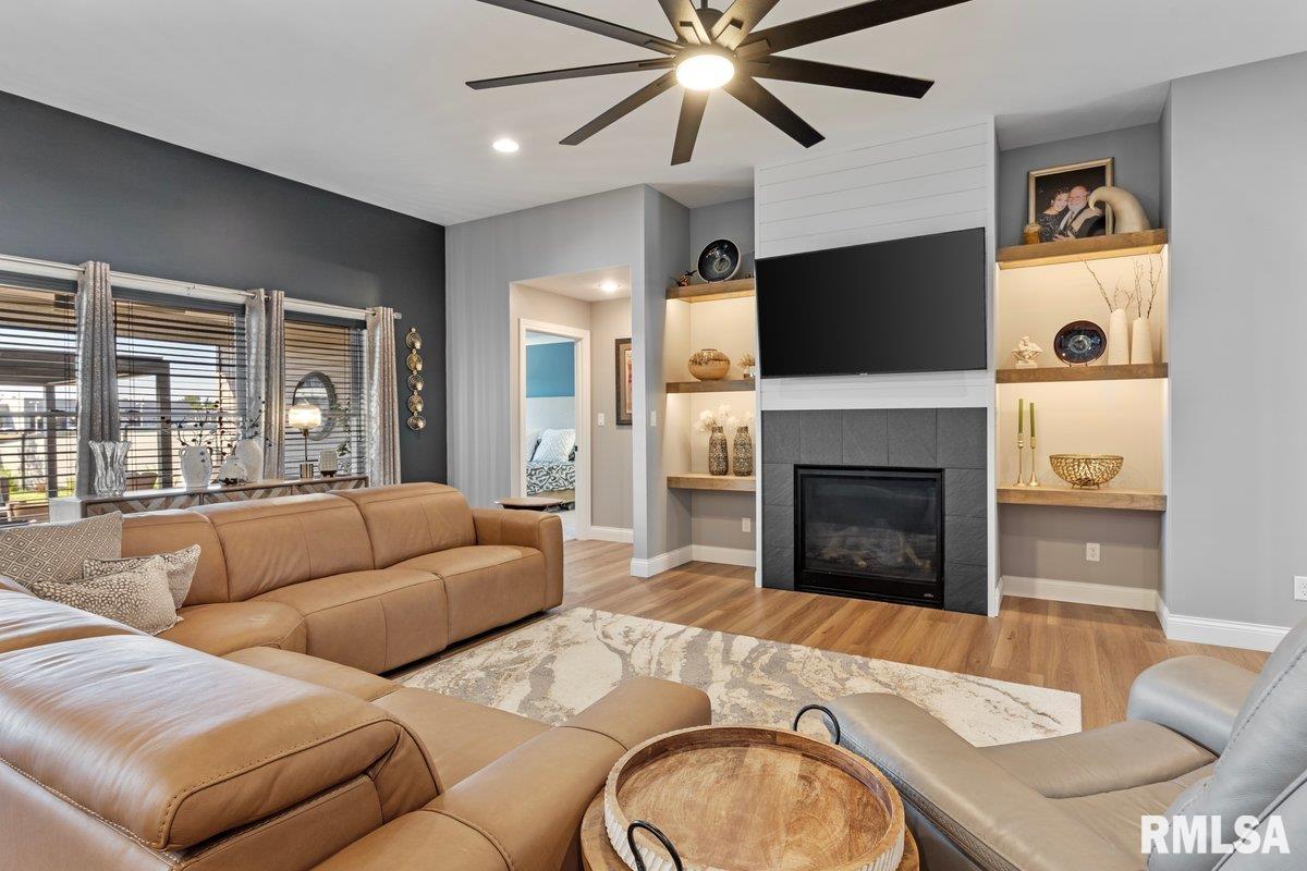 3700 WESTGATE Drive