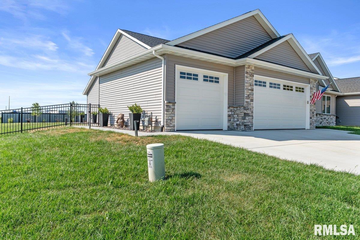 3700 WESTGATE Drive