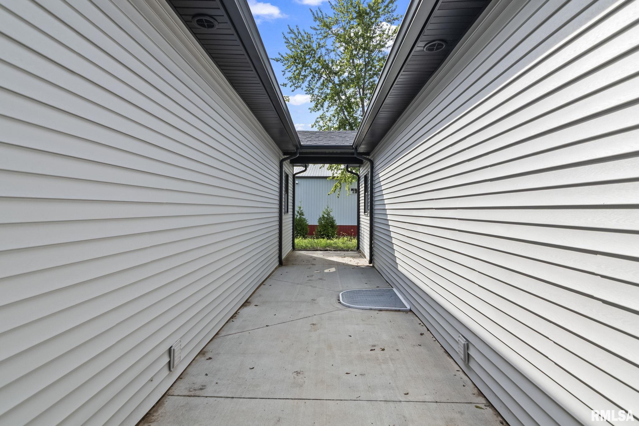 1711 Ambleside Drive