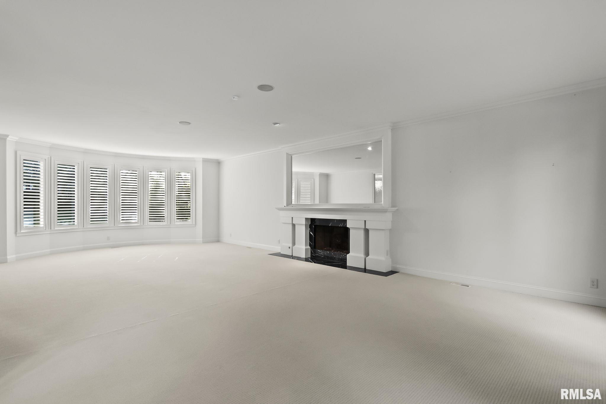 2100 ILLINI Road