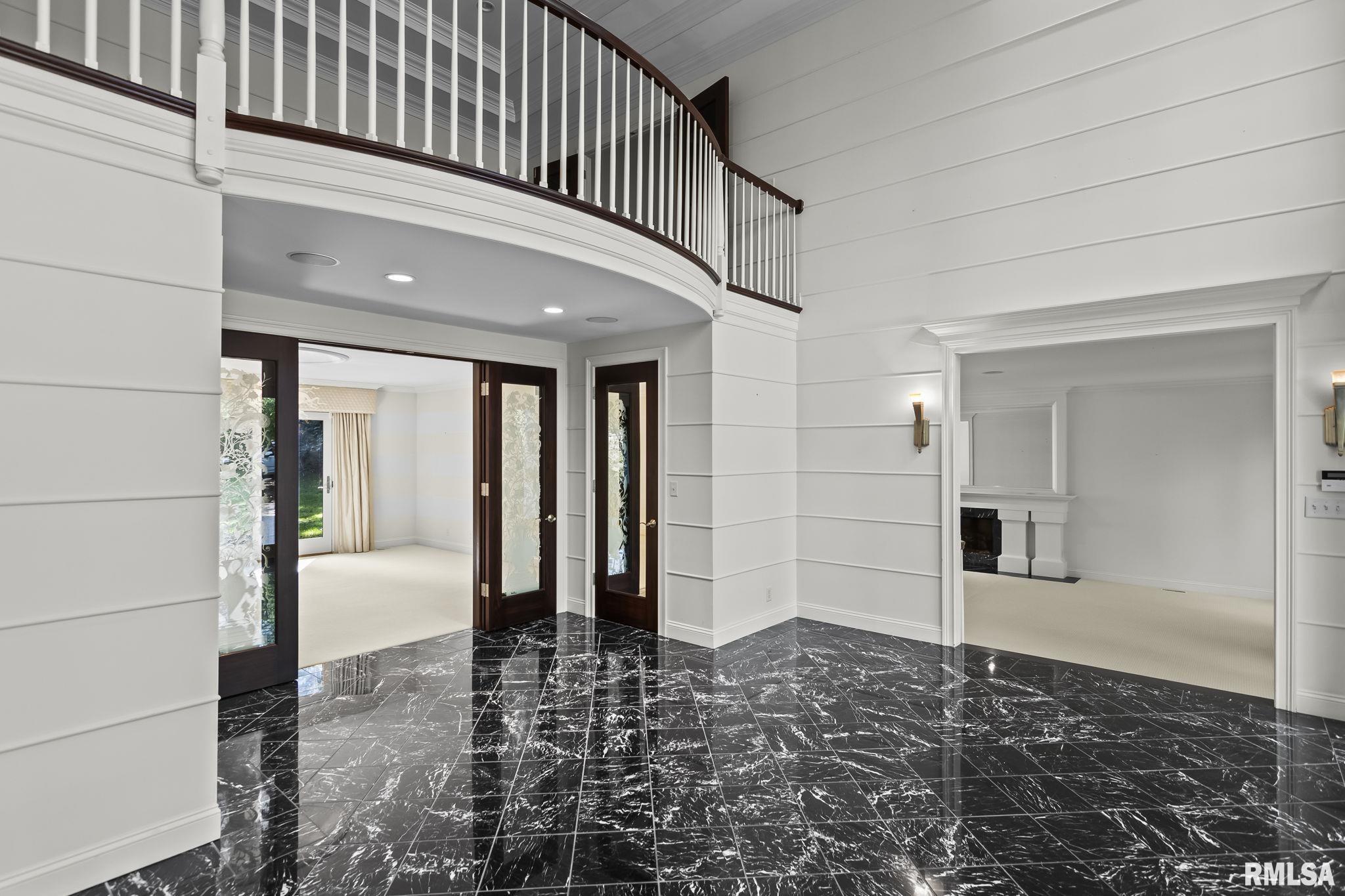 2100 ILLINI Road