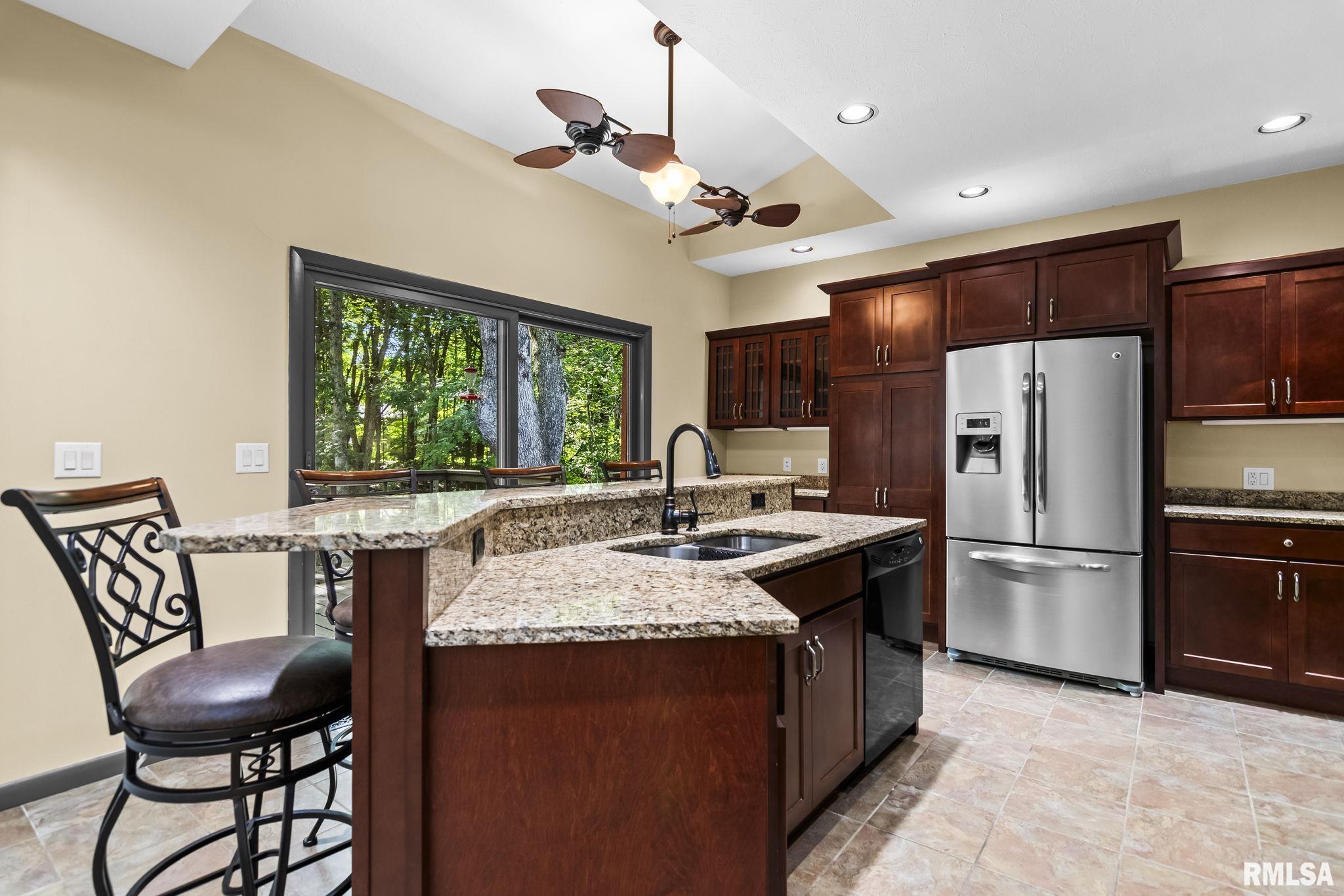 412 NATCHEZ Trace