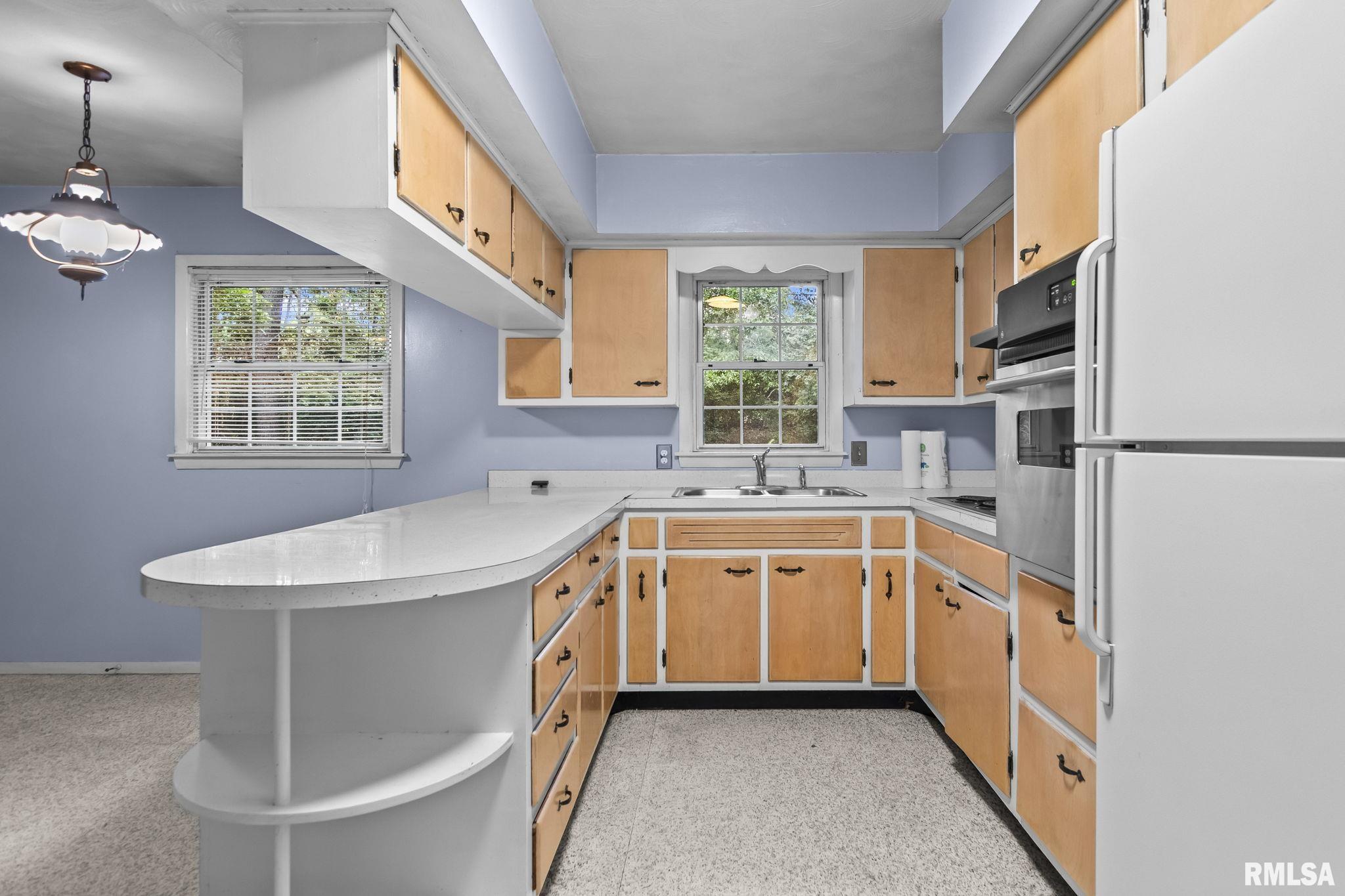 26 SUNNYSIDE Drive
