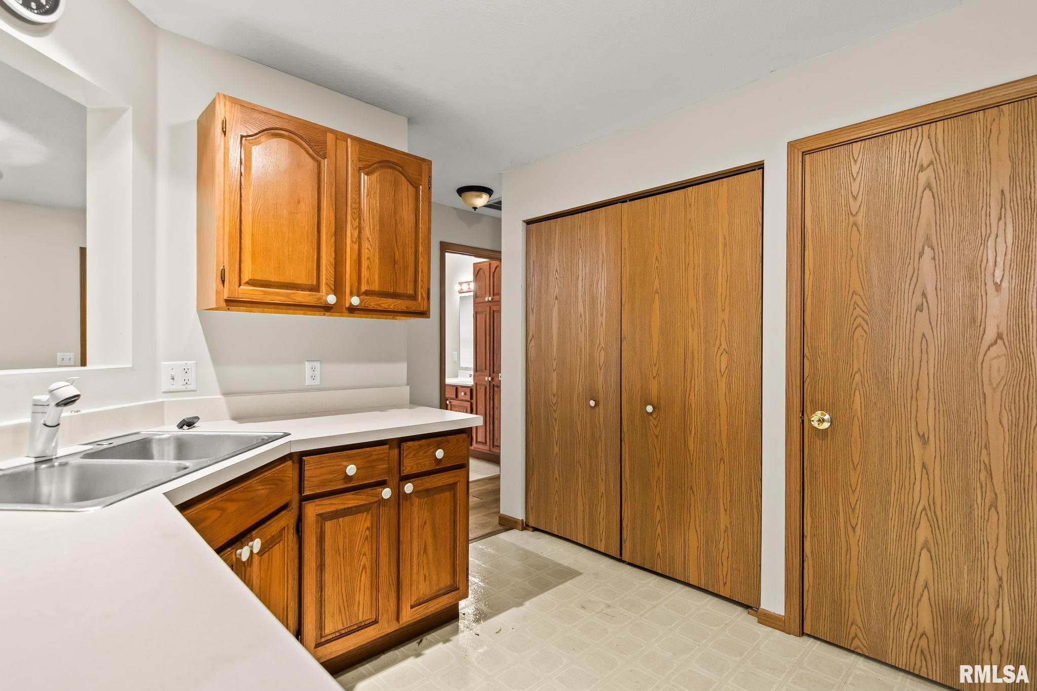 508 N 11TH Street