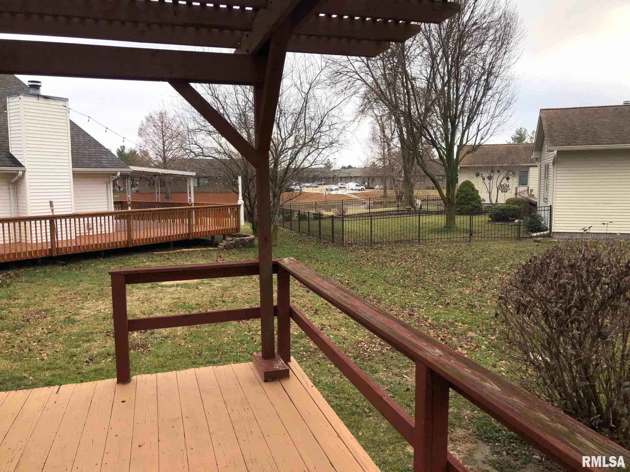 1907 BAYVIEW Court