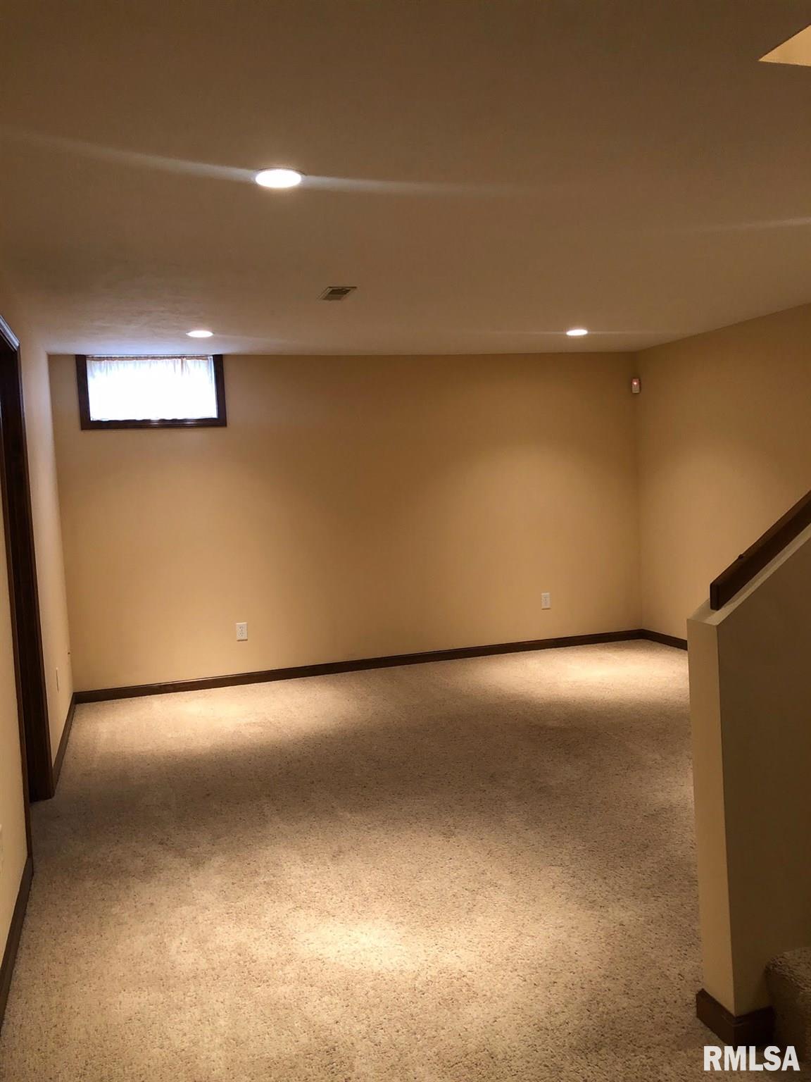 1907 BAYVIEW Court