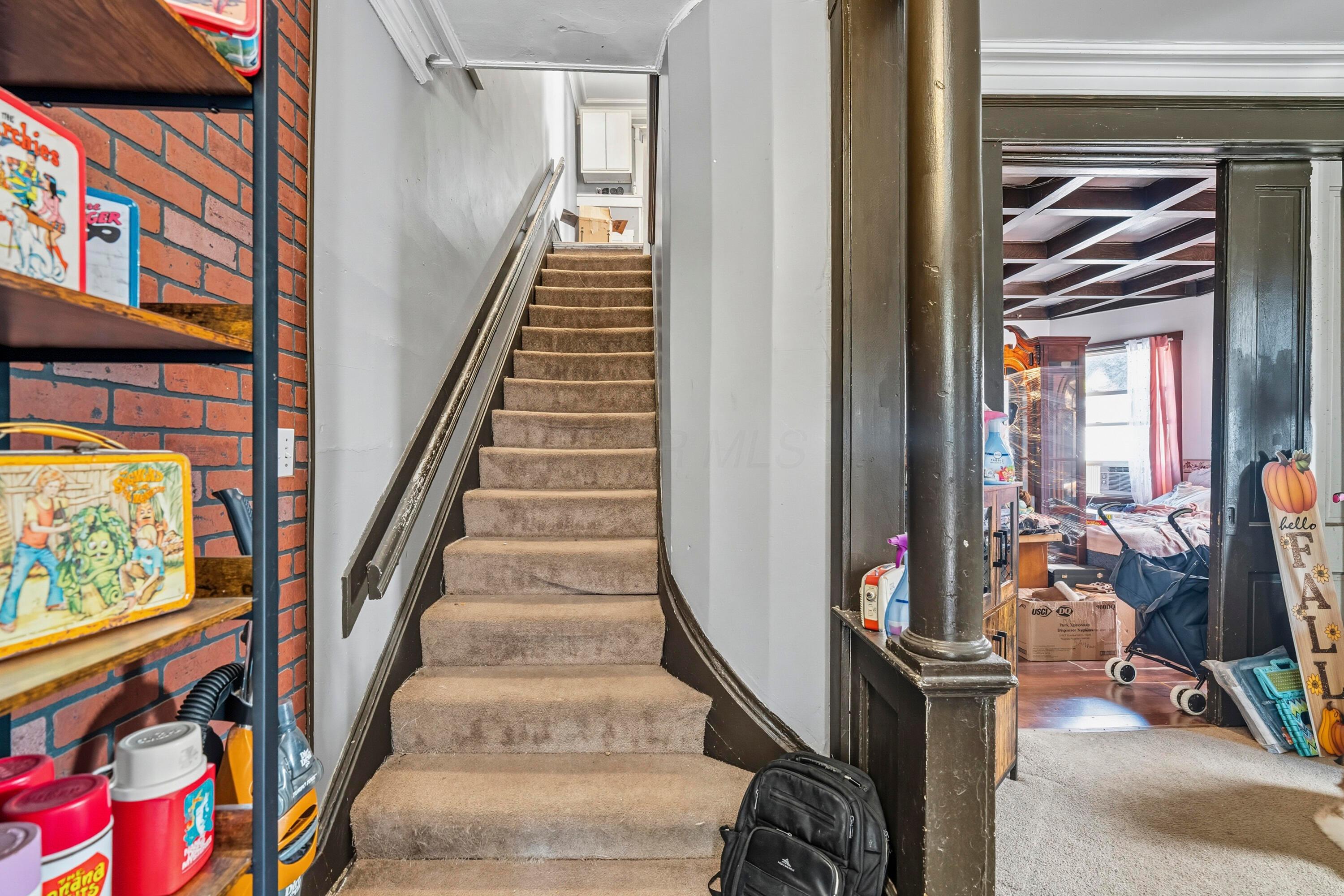 130 W Temple Street