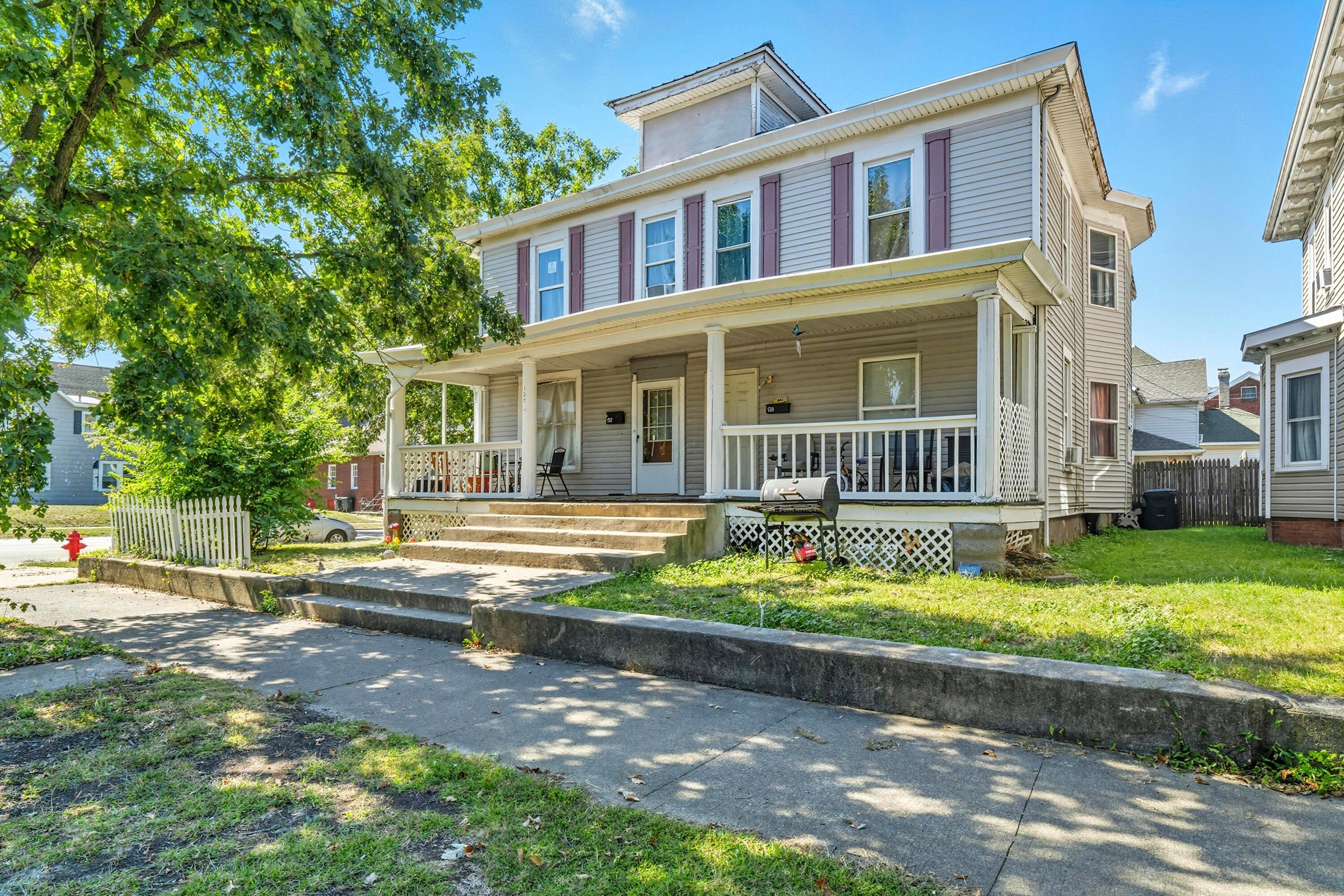 130 W Temple Street
