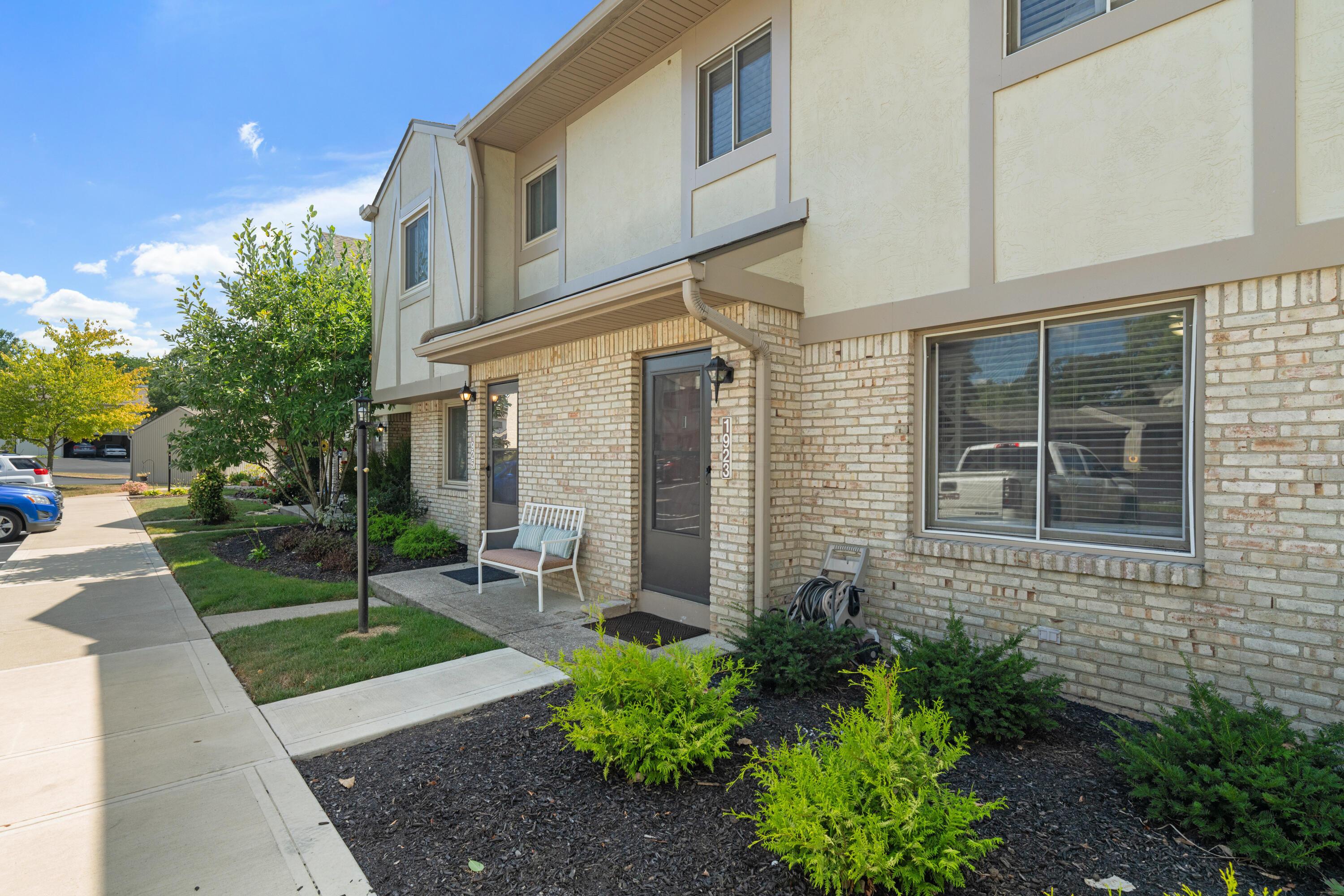 1923 Noble Run Way, 42
