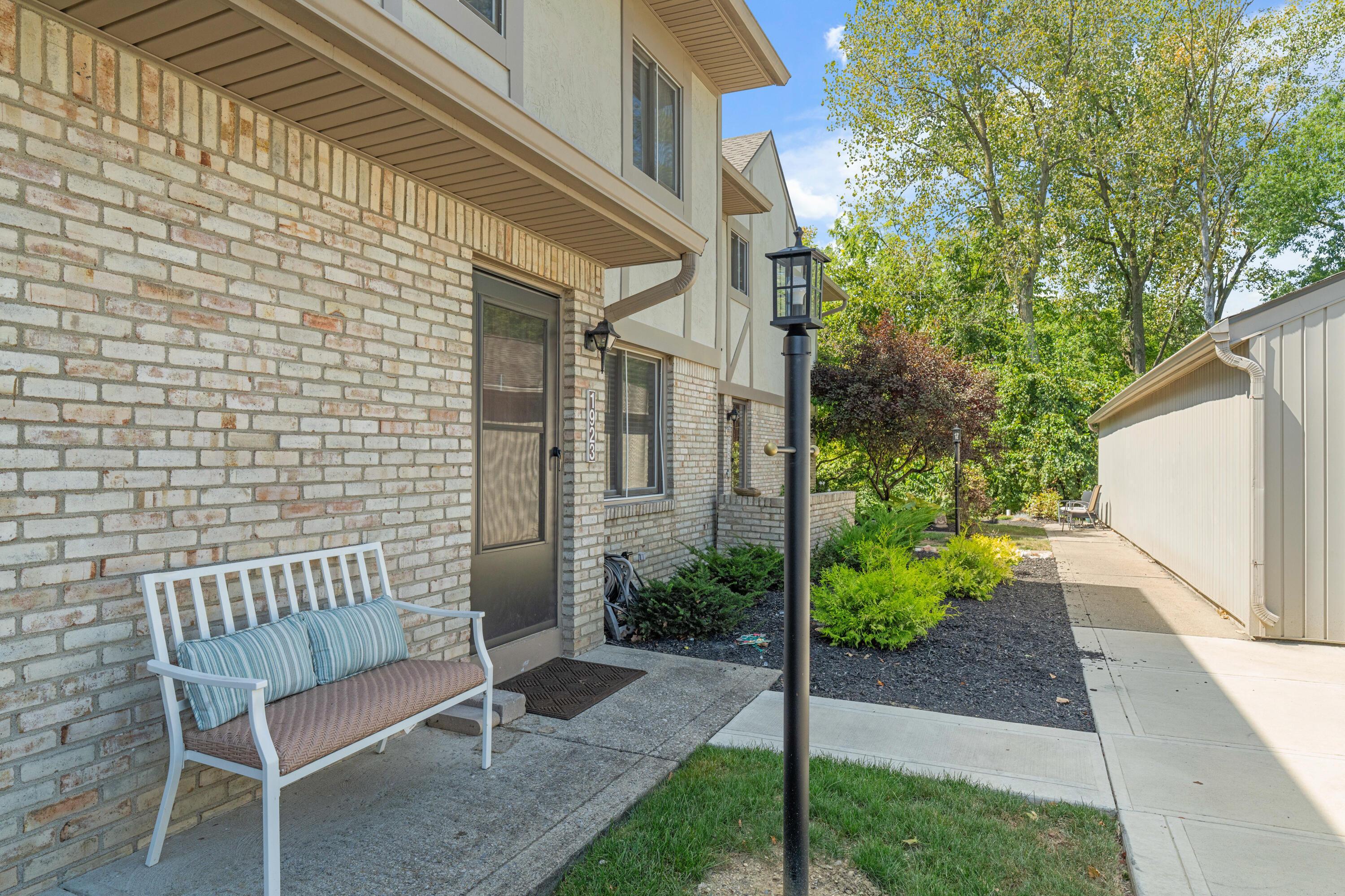 1923 Noble Run Way, 42