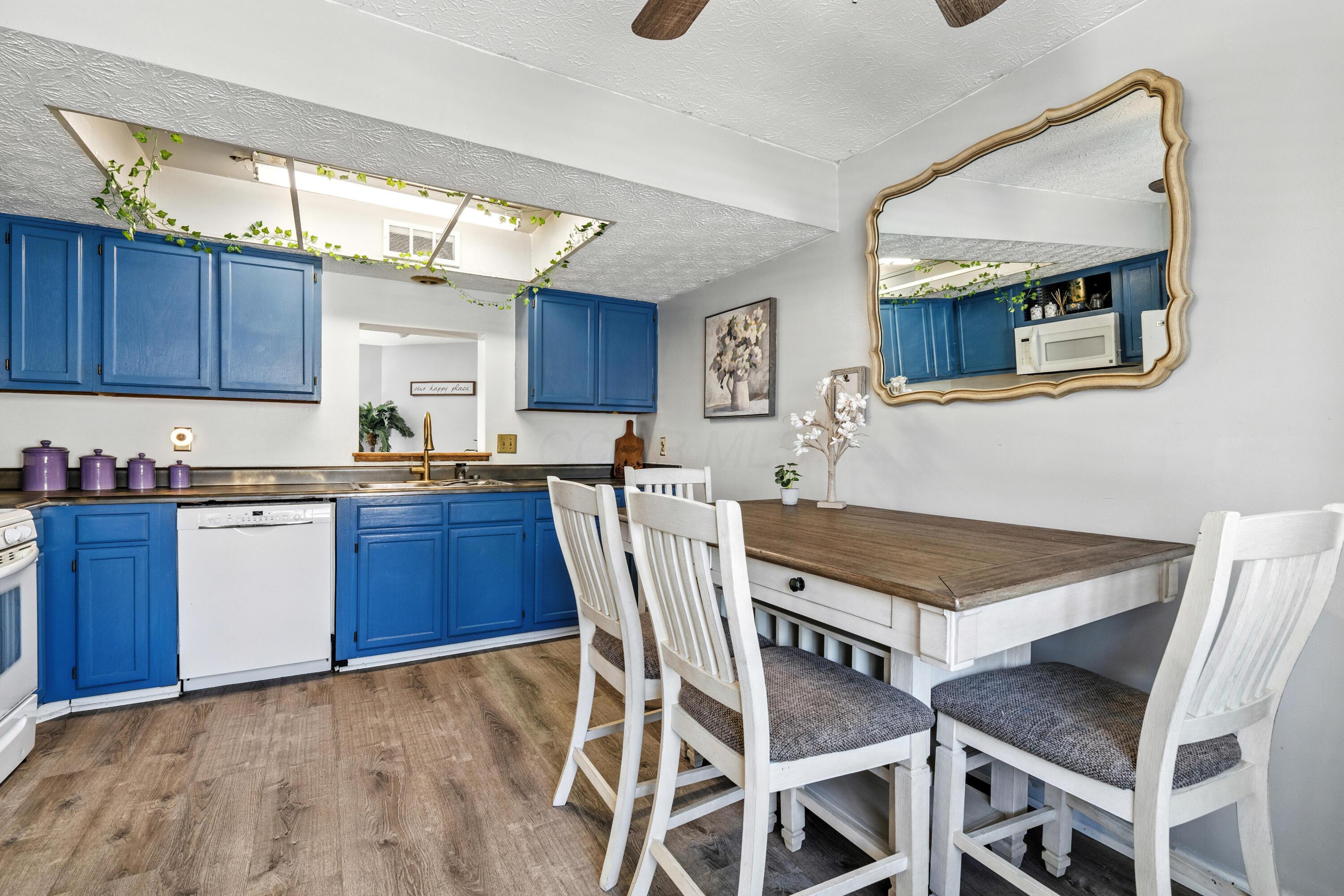 1923 Noble Run Way, 42