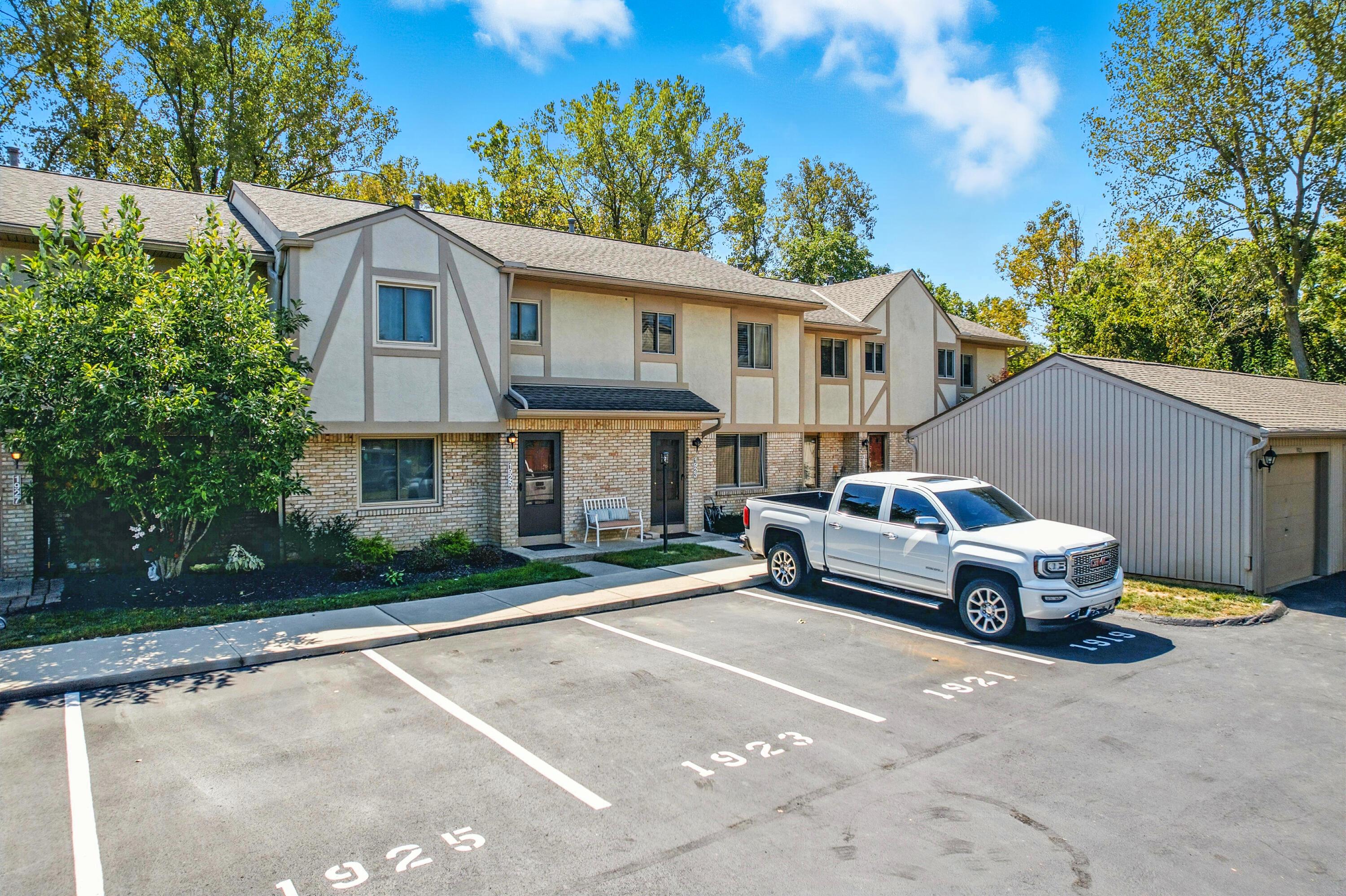 1923 Noble Run Way, 42