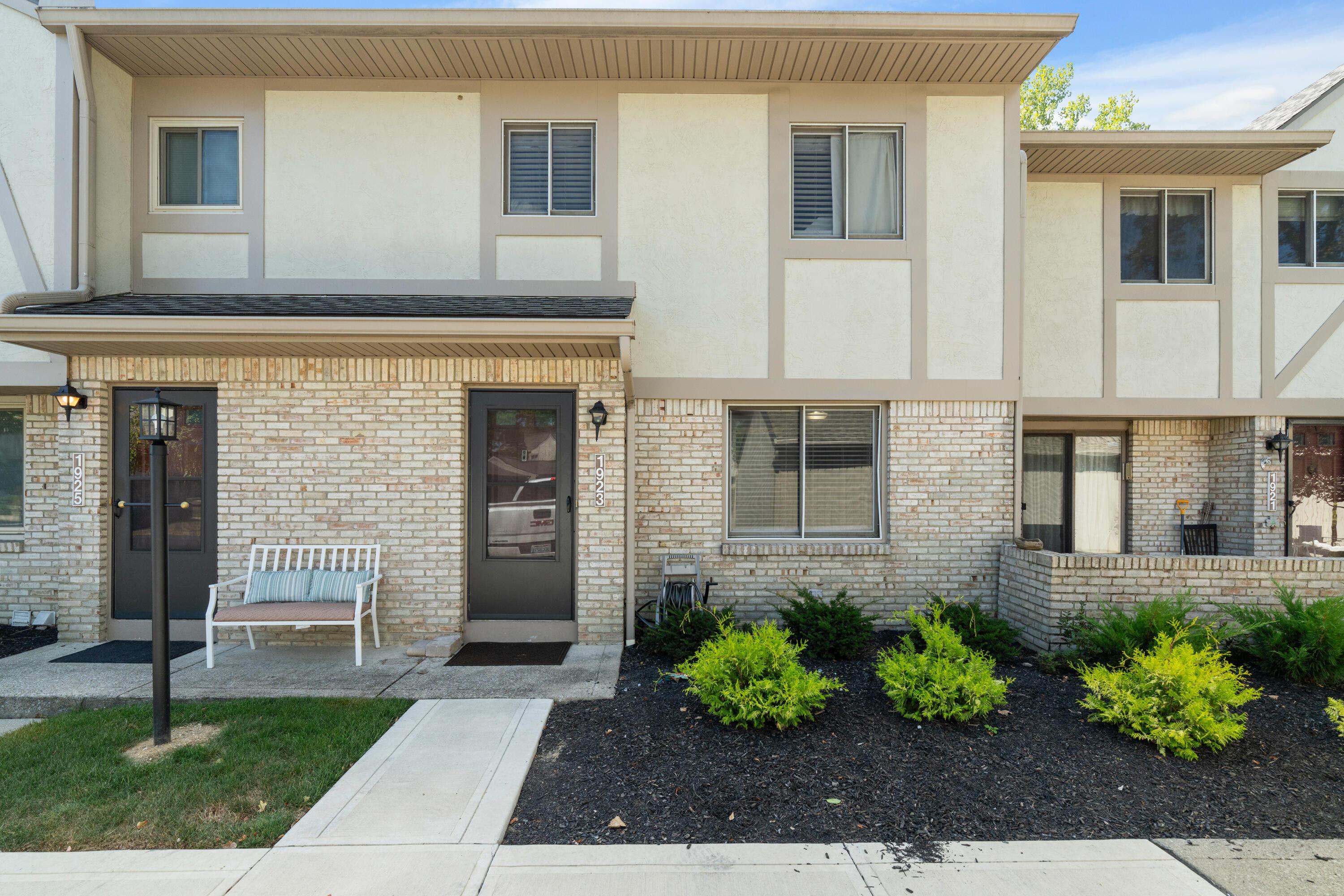 1923 Noble Run Way, 42