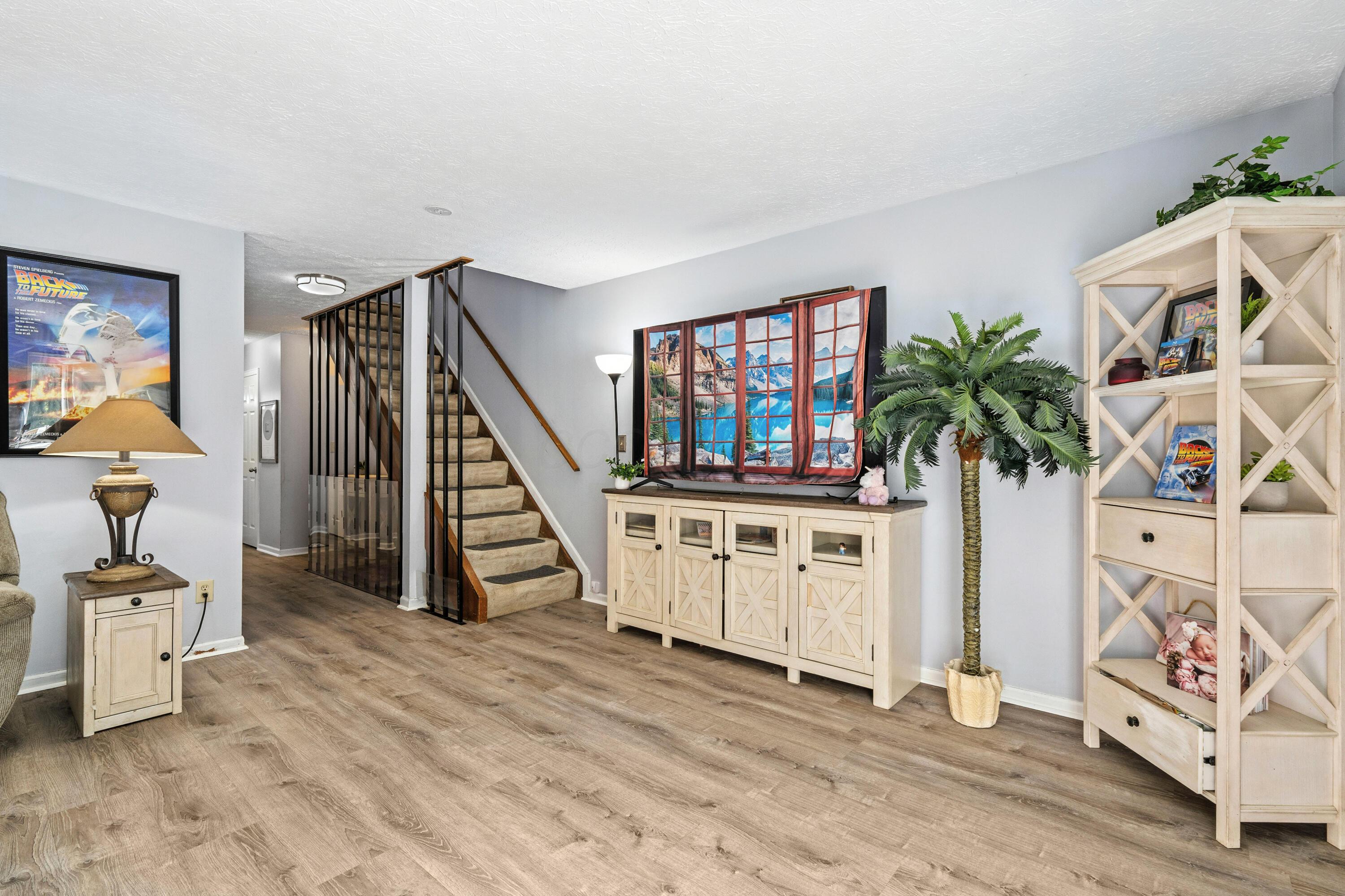 1923 Noble Run Way, 42