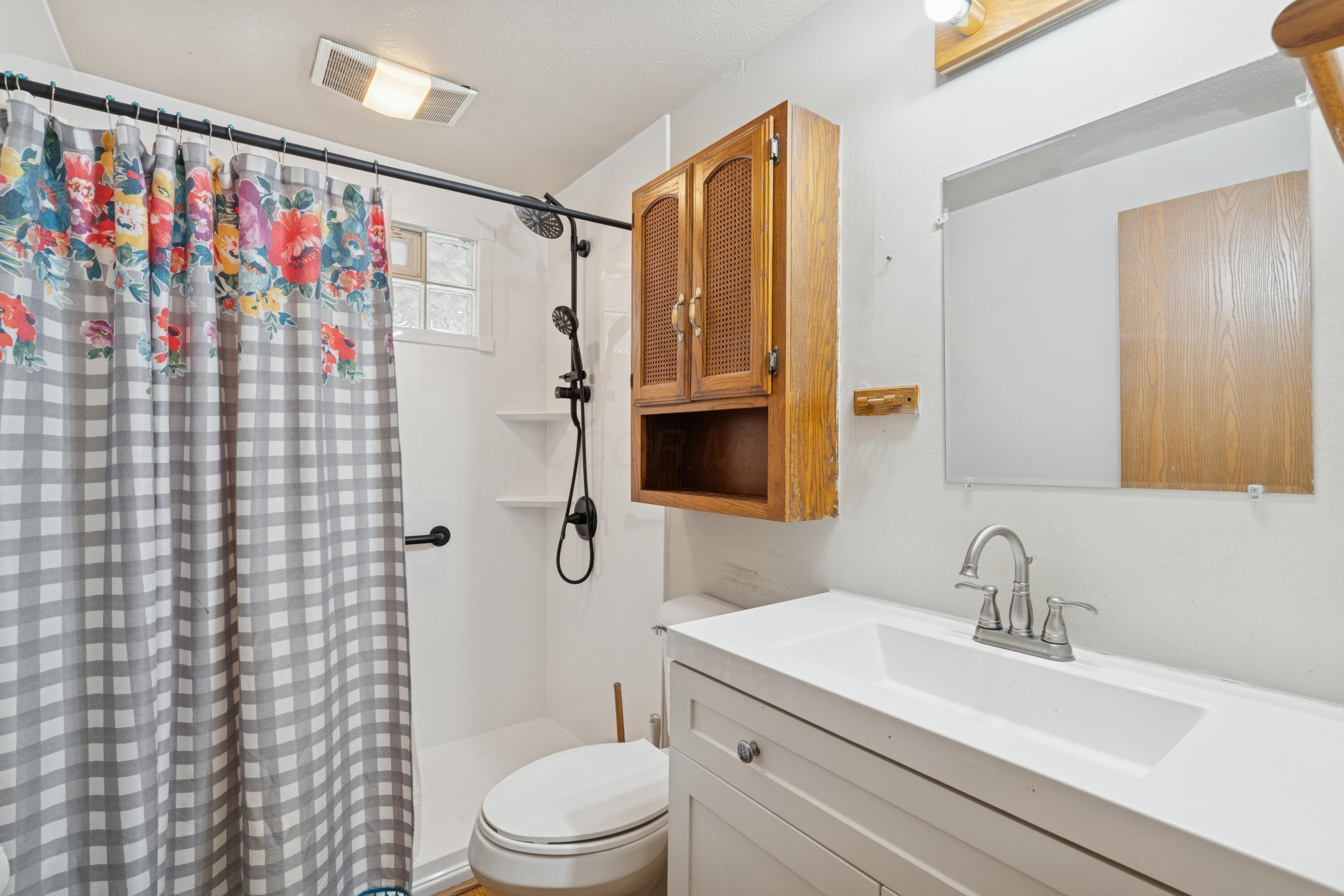 1460 Burnley Square N