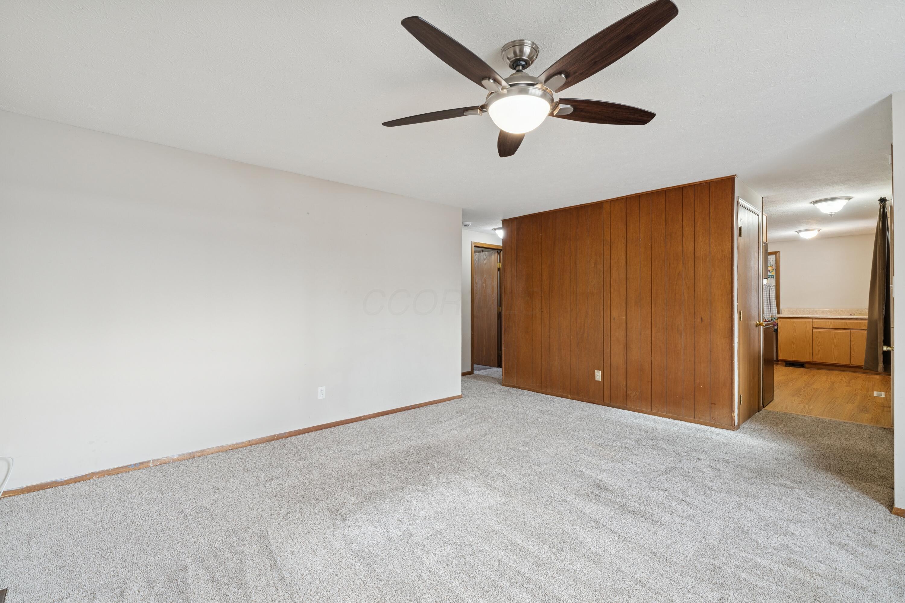 1460 Burnley Square N