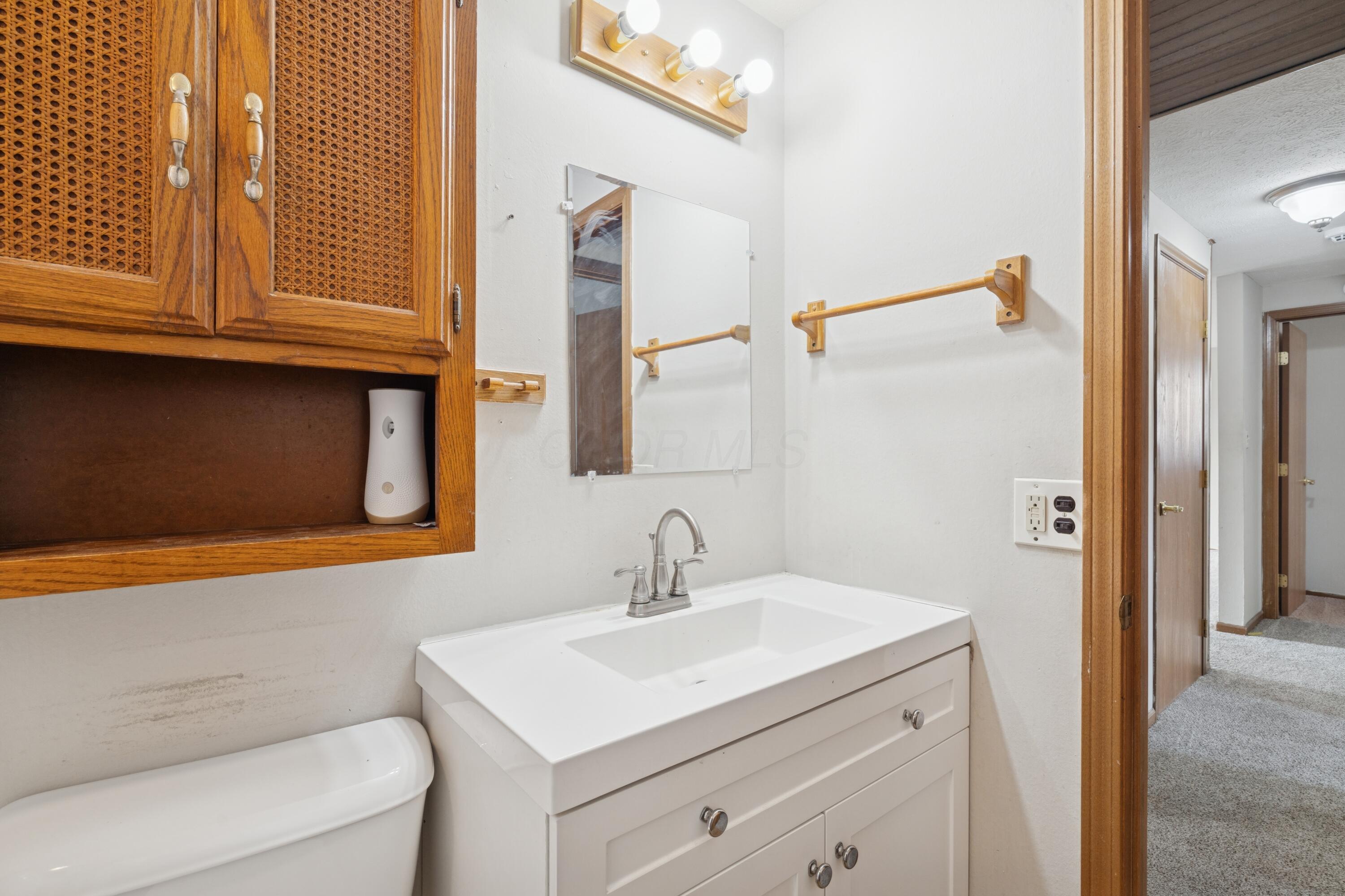 1460 Burnley Square N