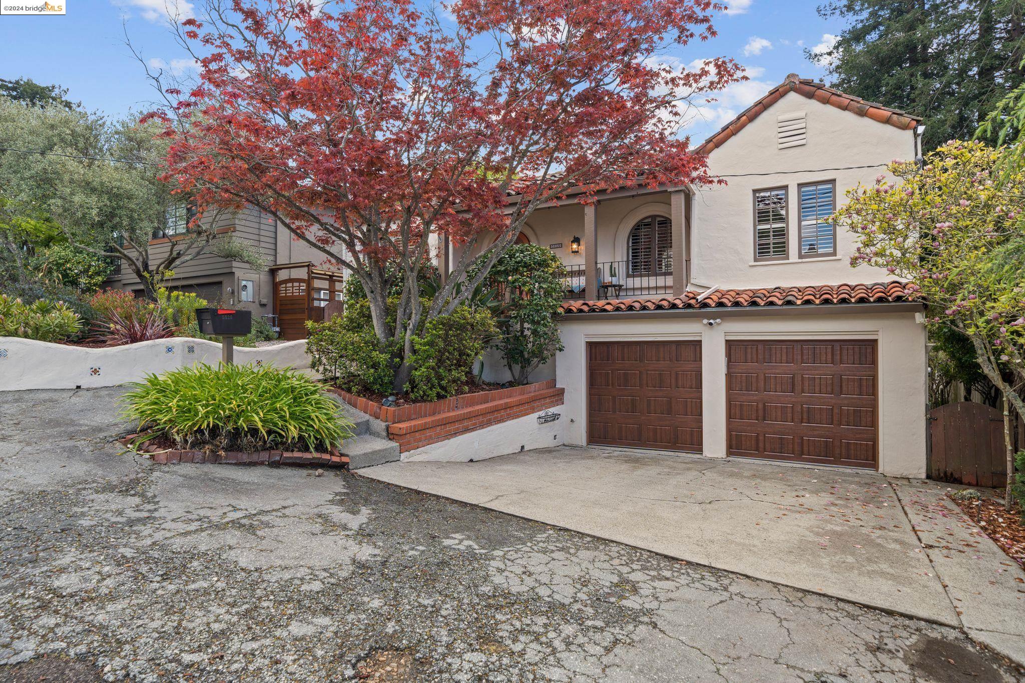 5826 Amy Dr