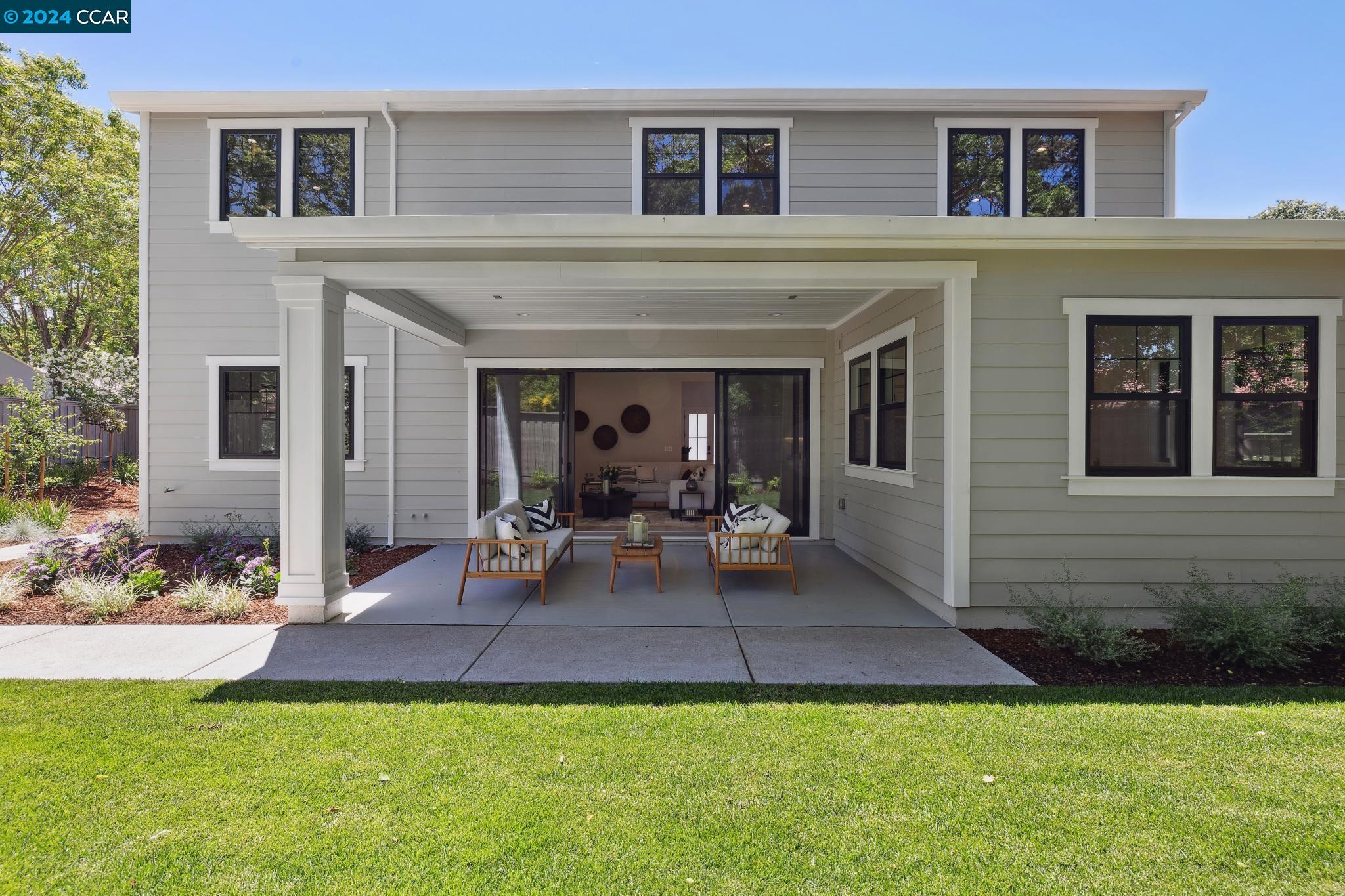 1072 Mountain View Blvd