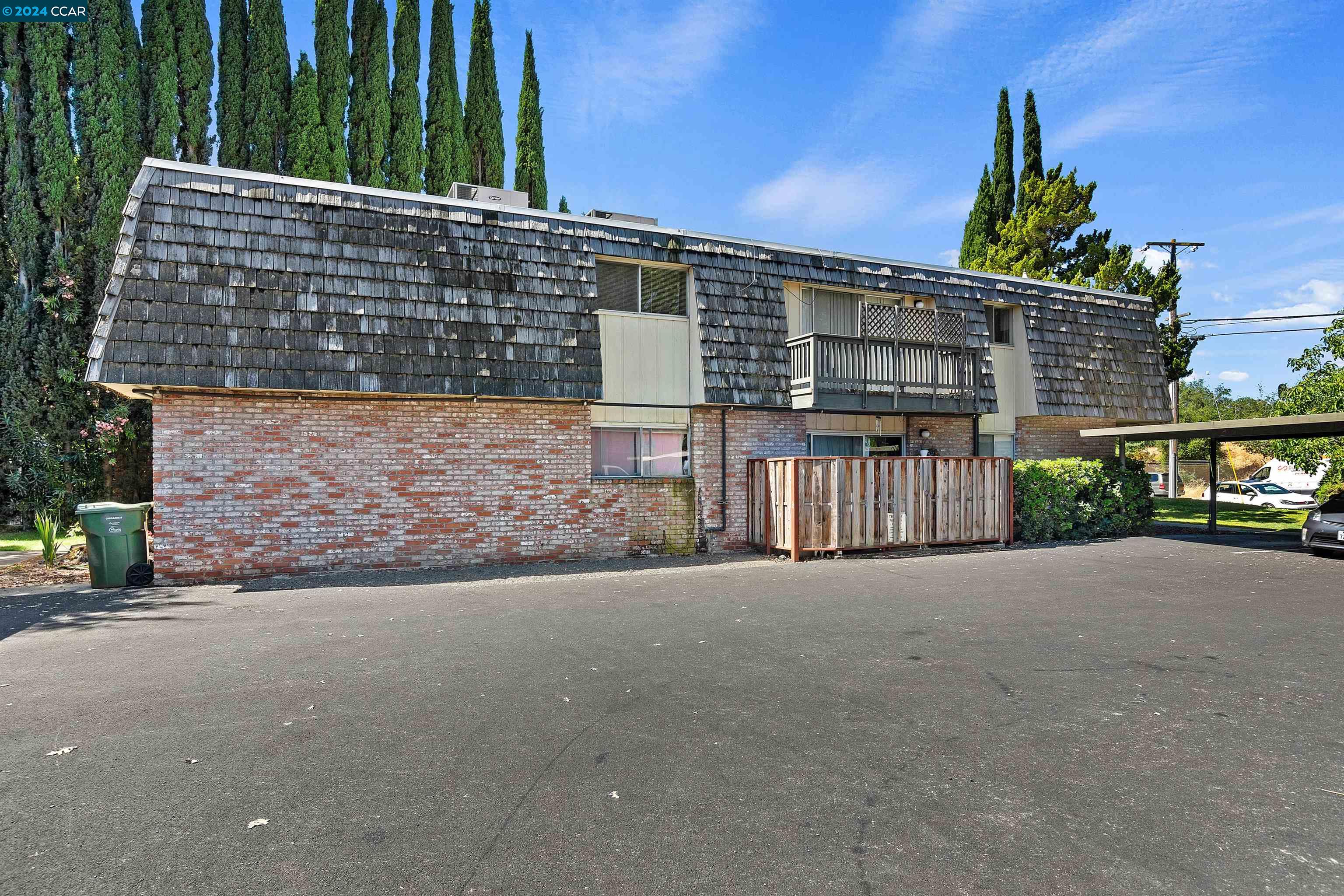2714 Jones Rd