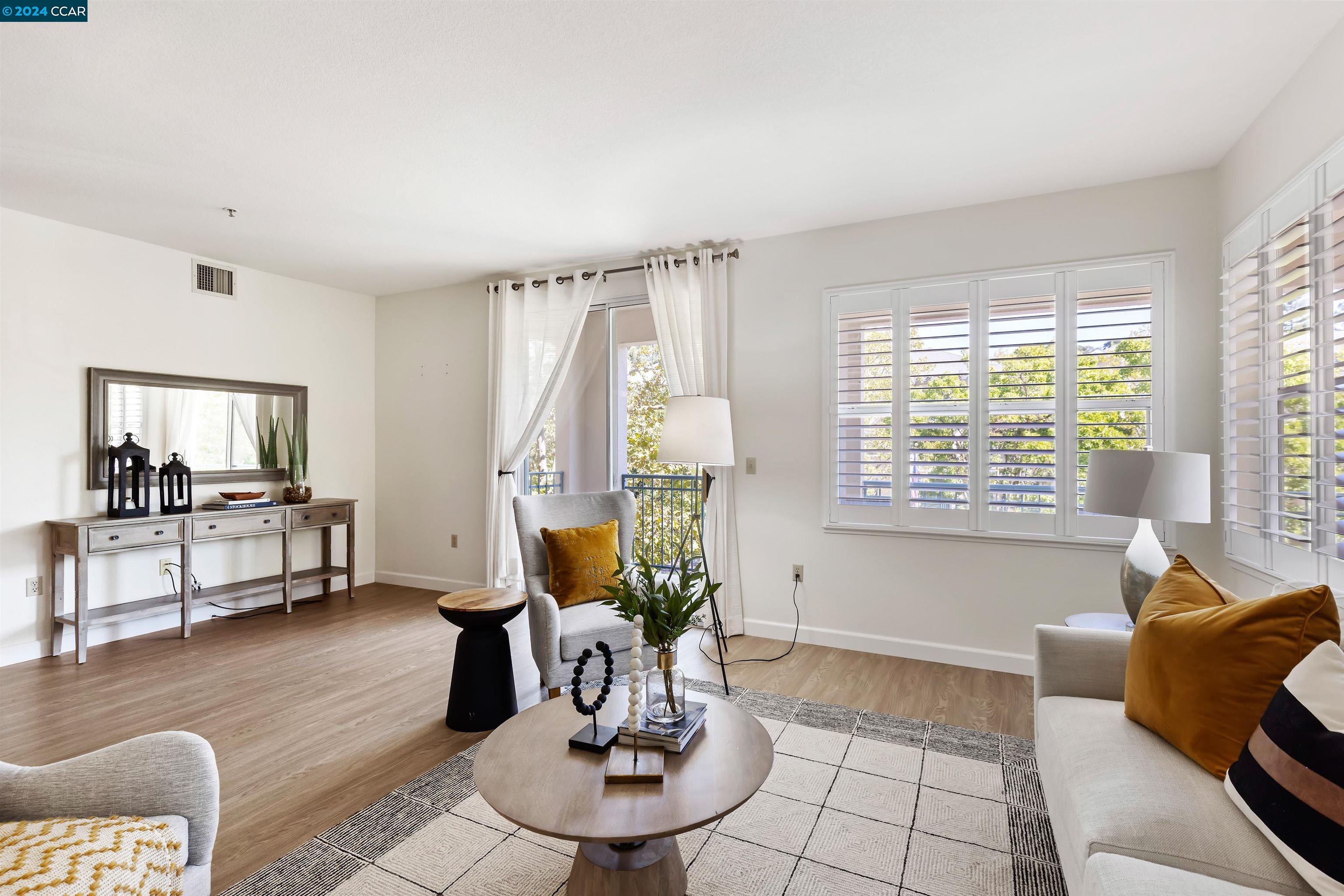 1860 Tice Creek Drive # 1343