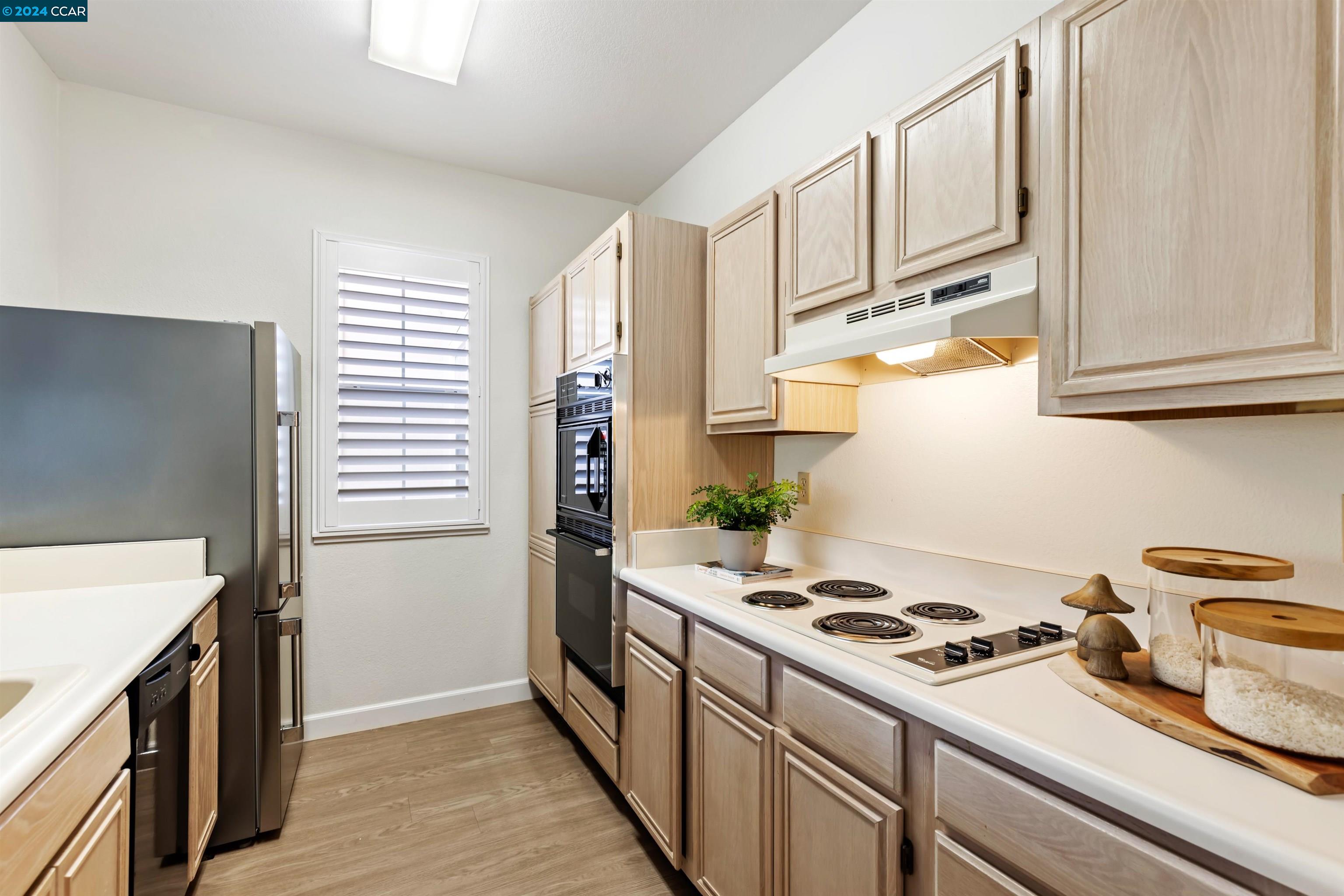 1860 Tice Creek Drive # 1343