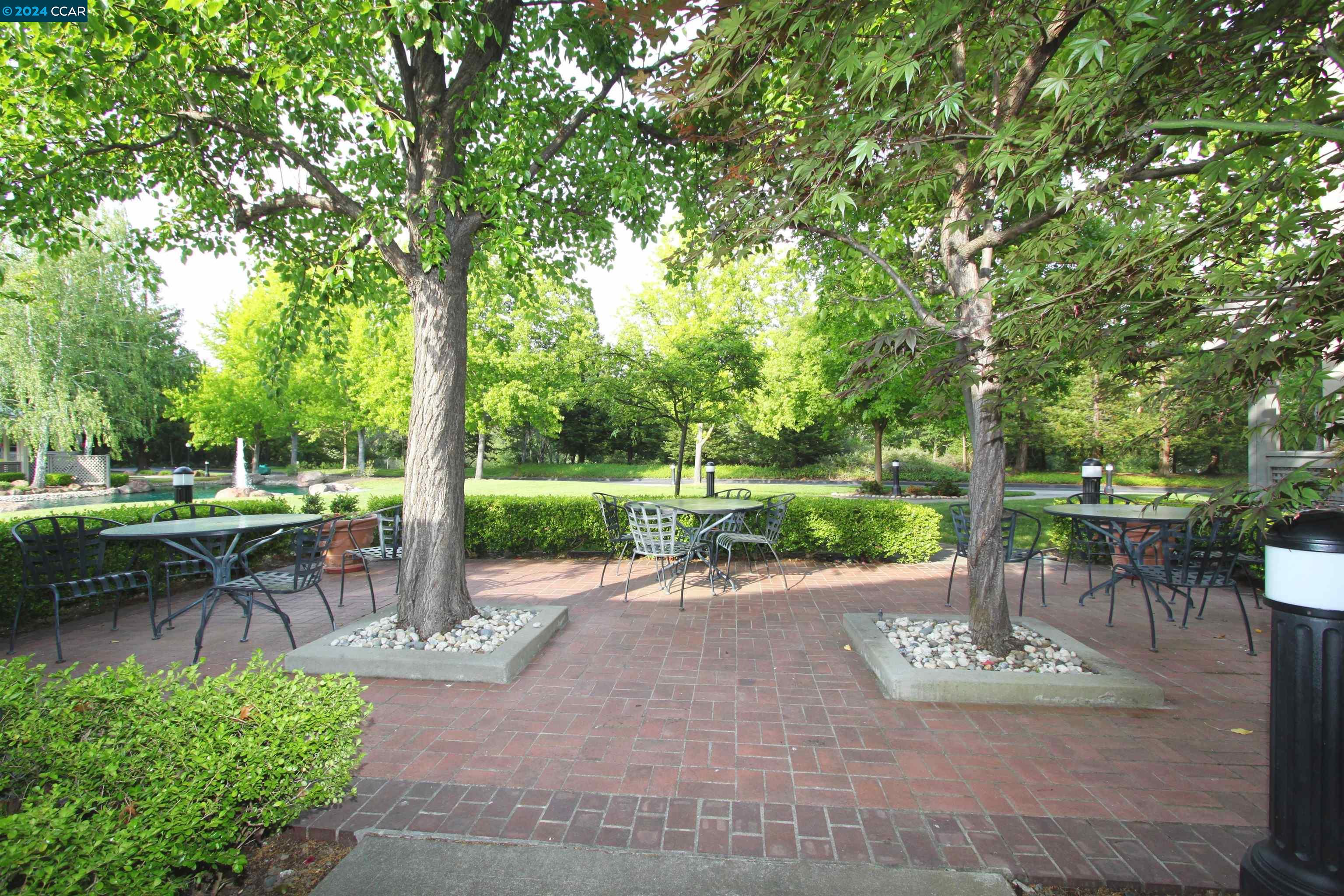 1860 Tice Creek Drive # 1343