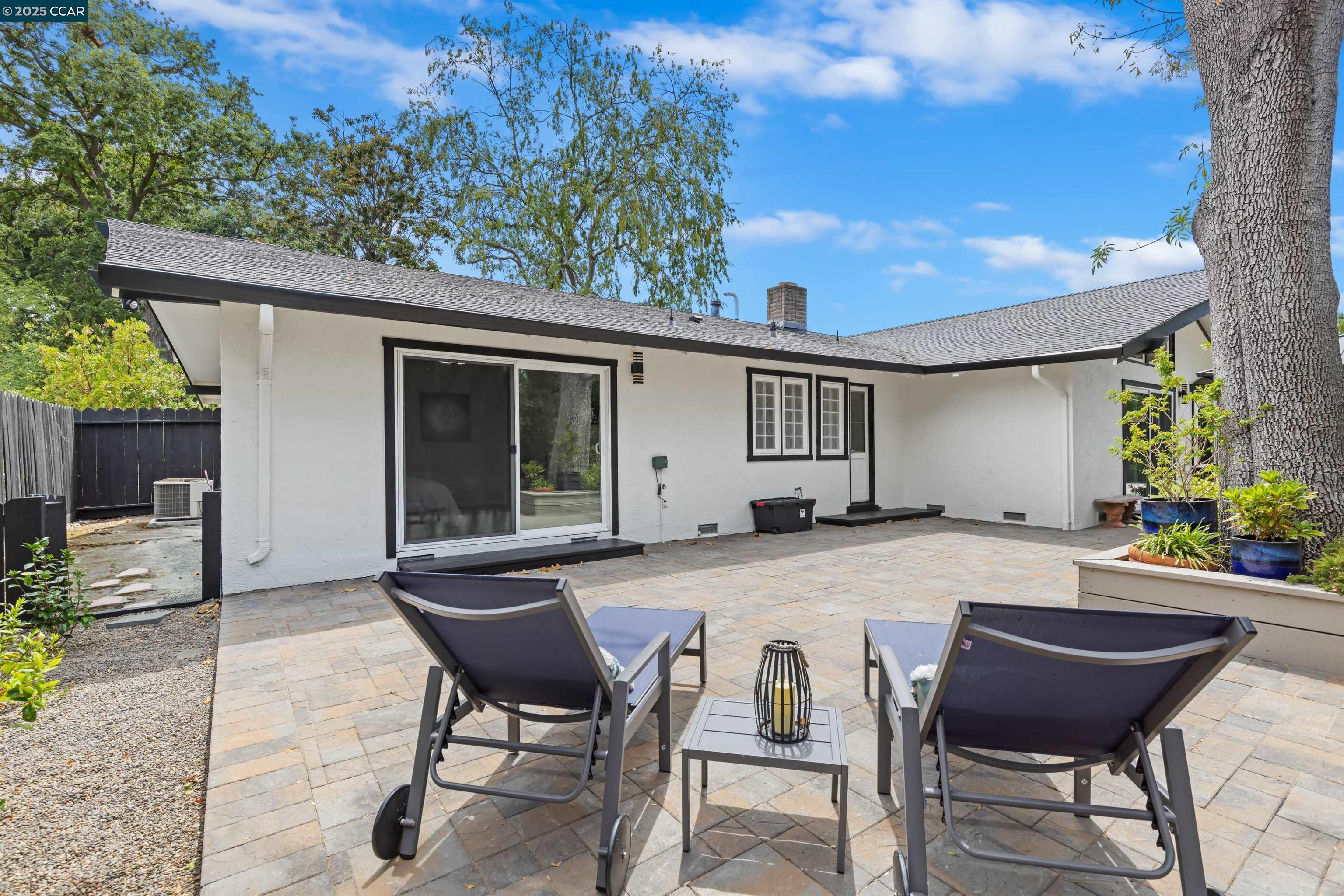 1838 Sunnyvale Ave