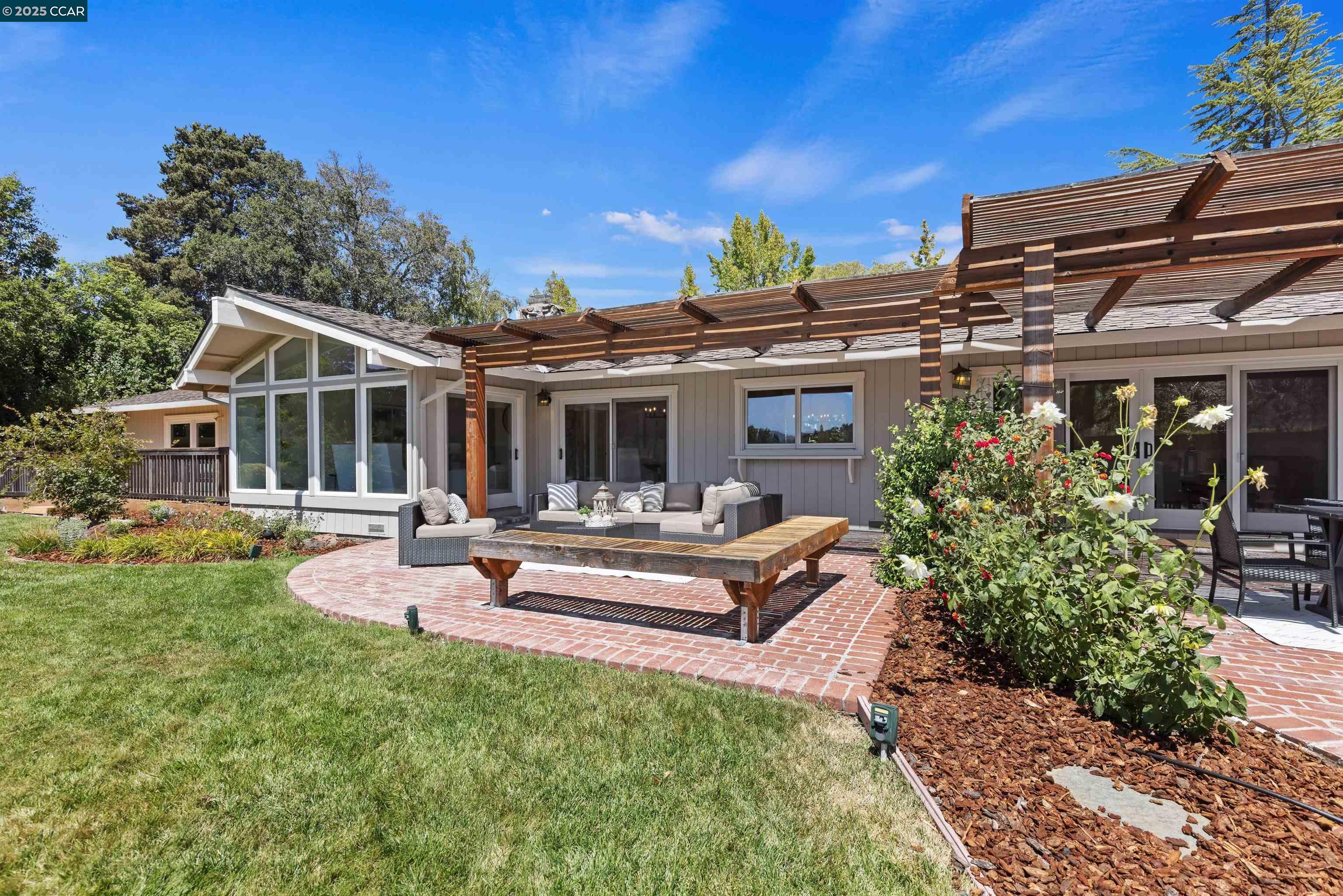 11 Breck Ct