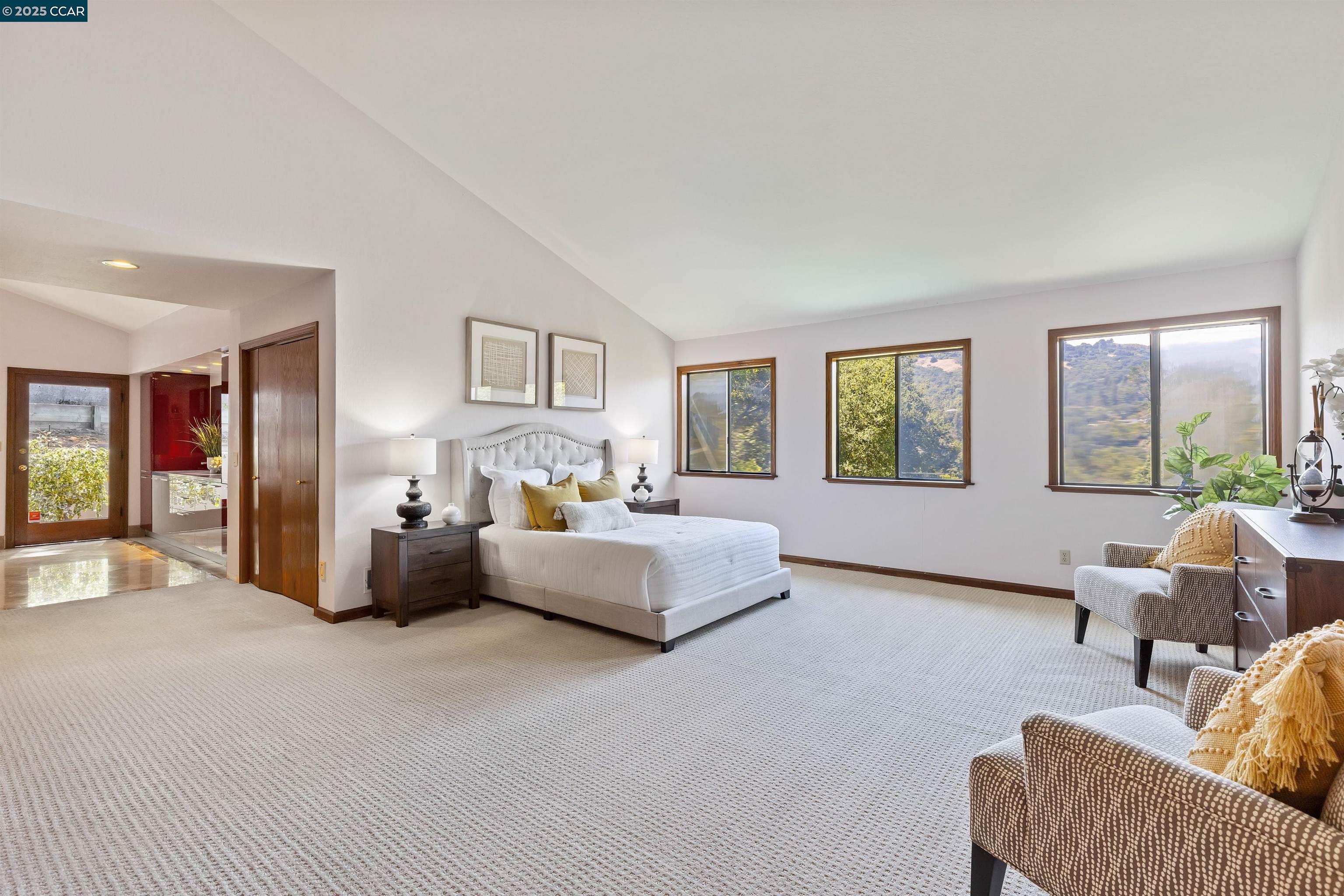 39 Mira Loma Rd