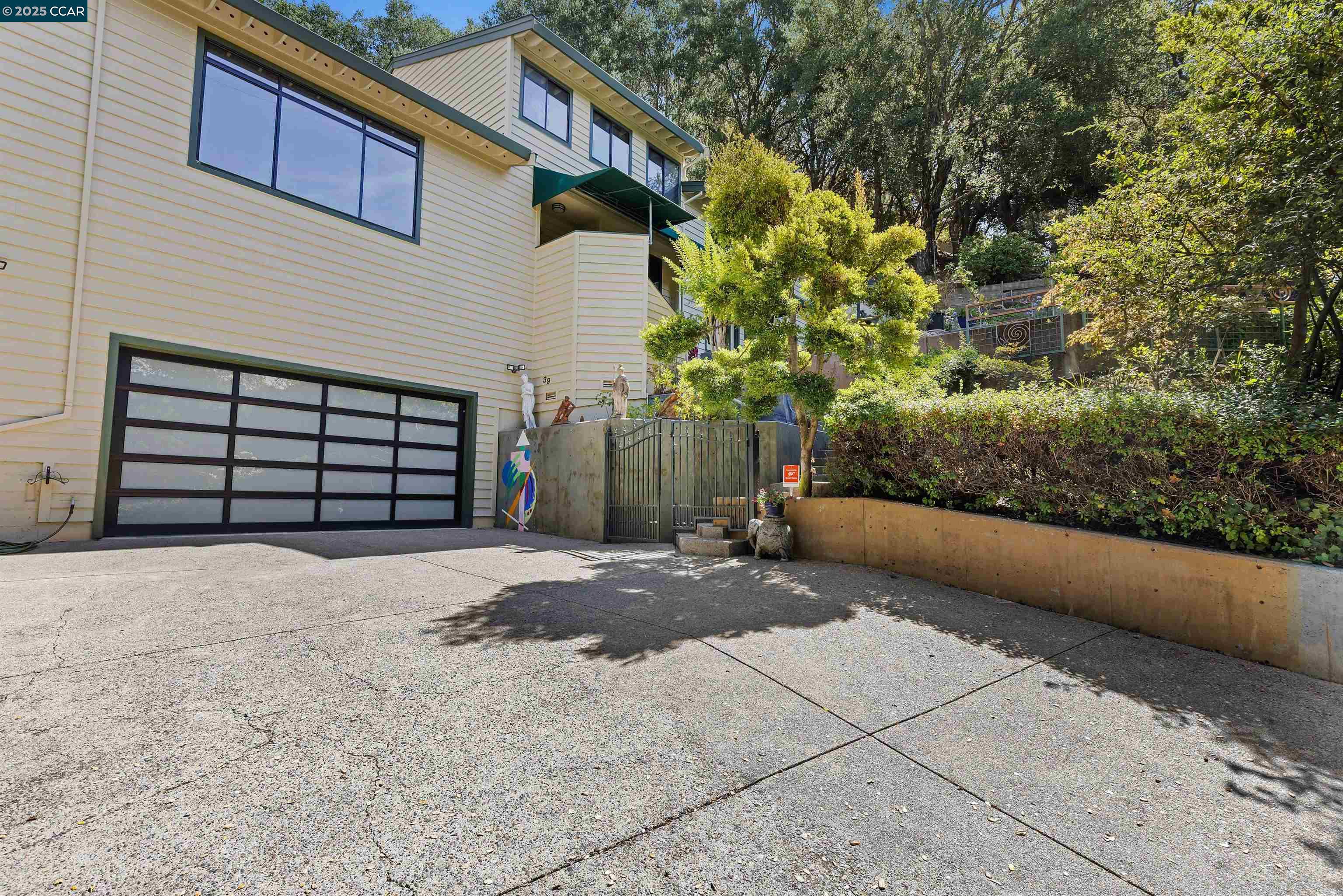 39 Mira Loma Rd