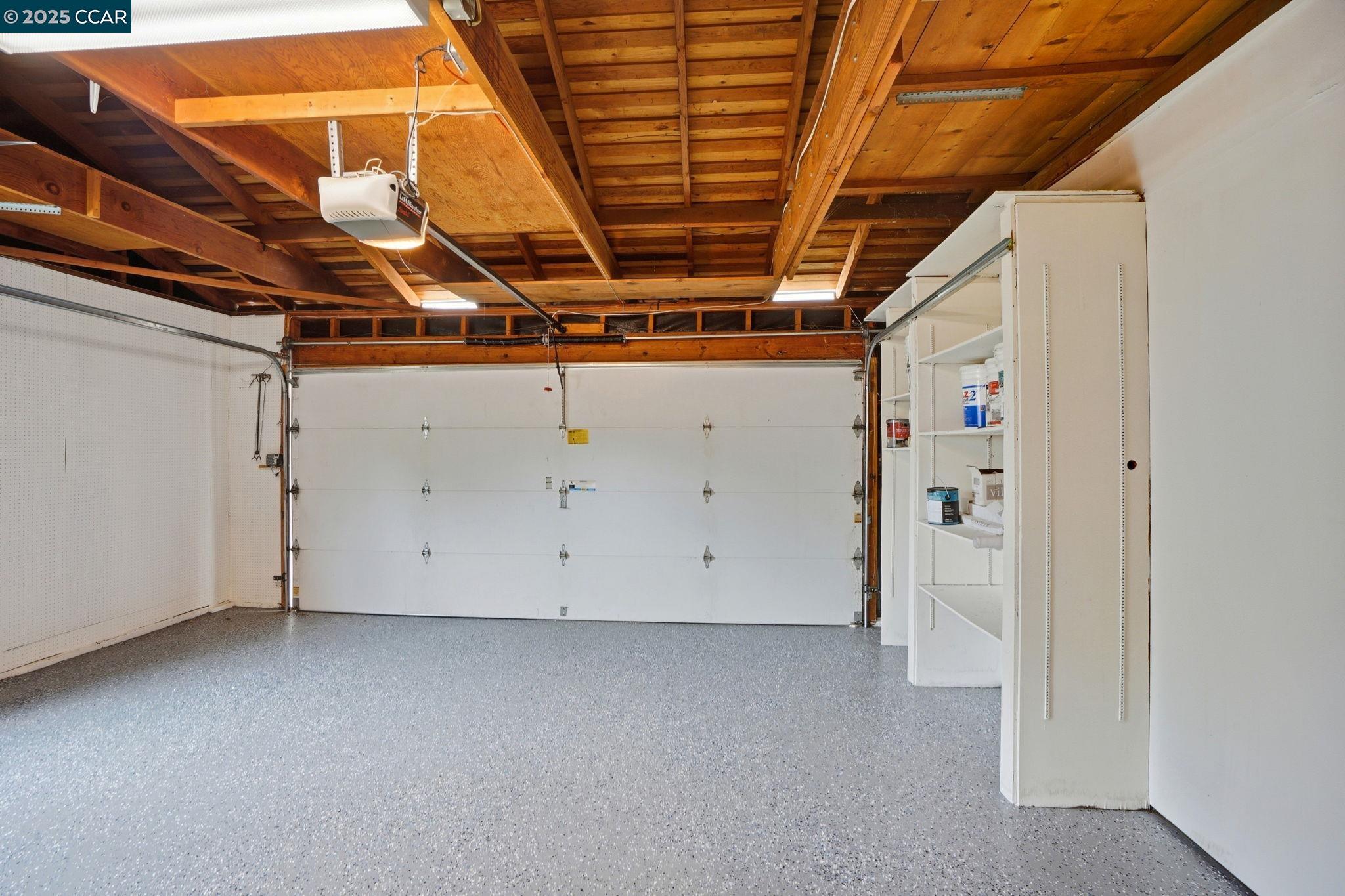 3144 Lunada Ln