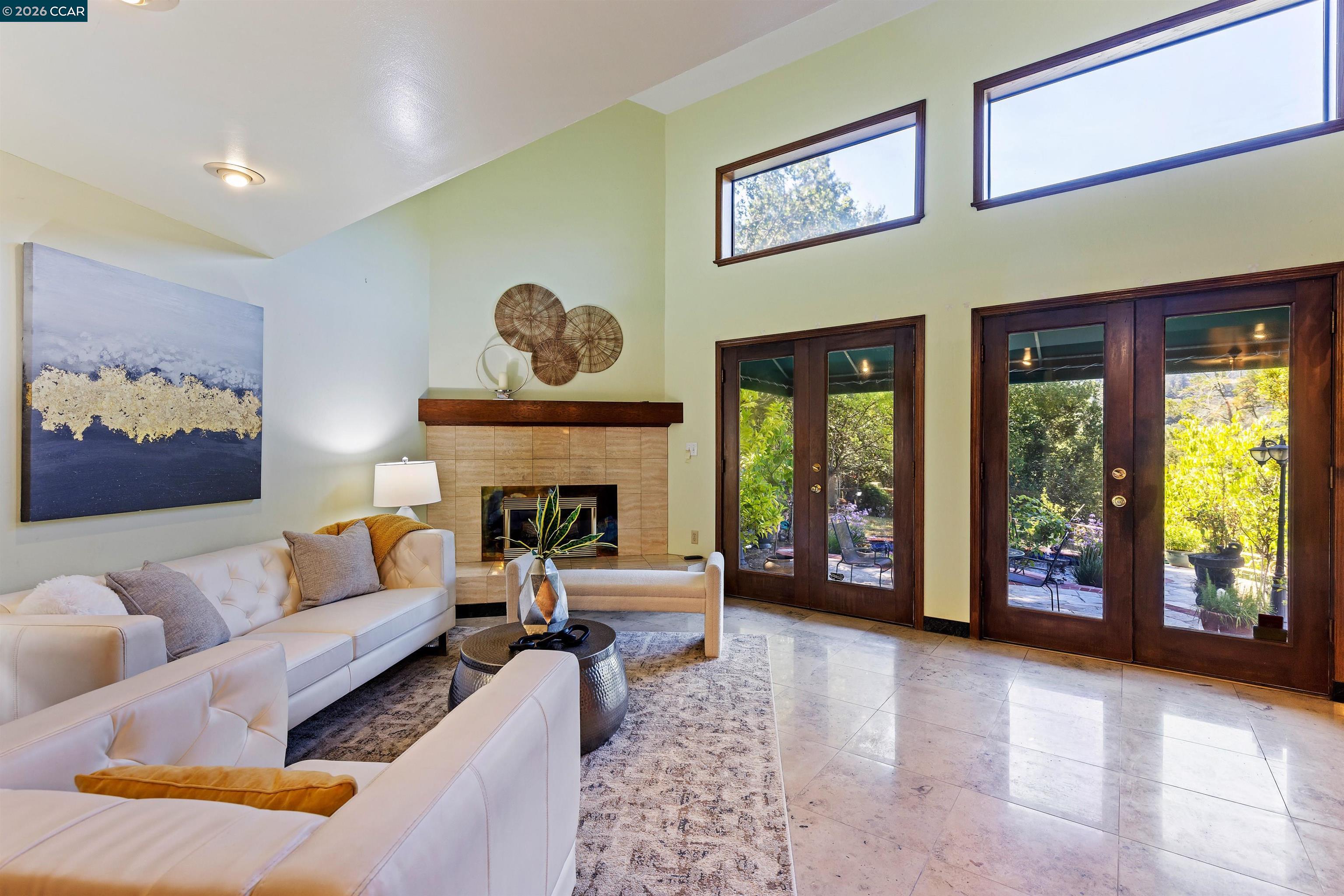 39 Mira Loma Rd