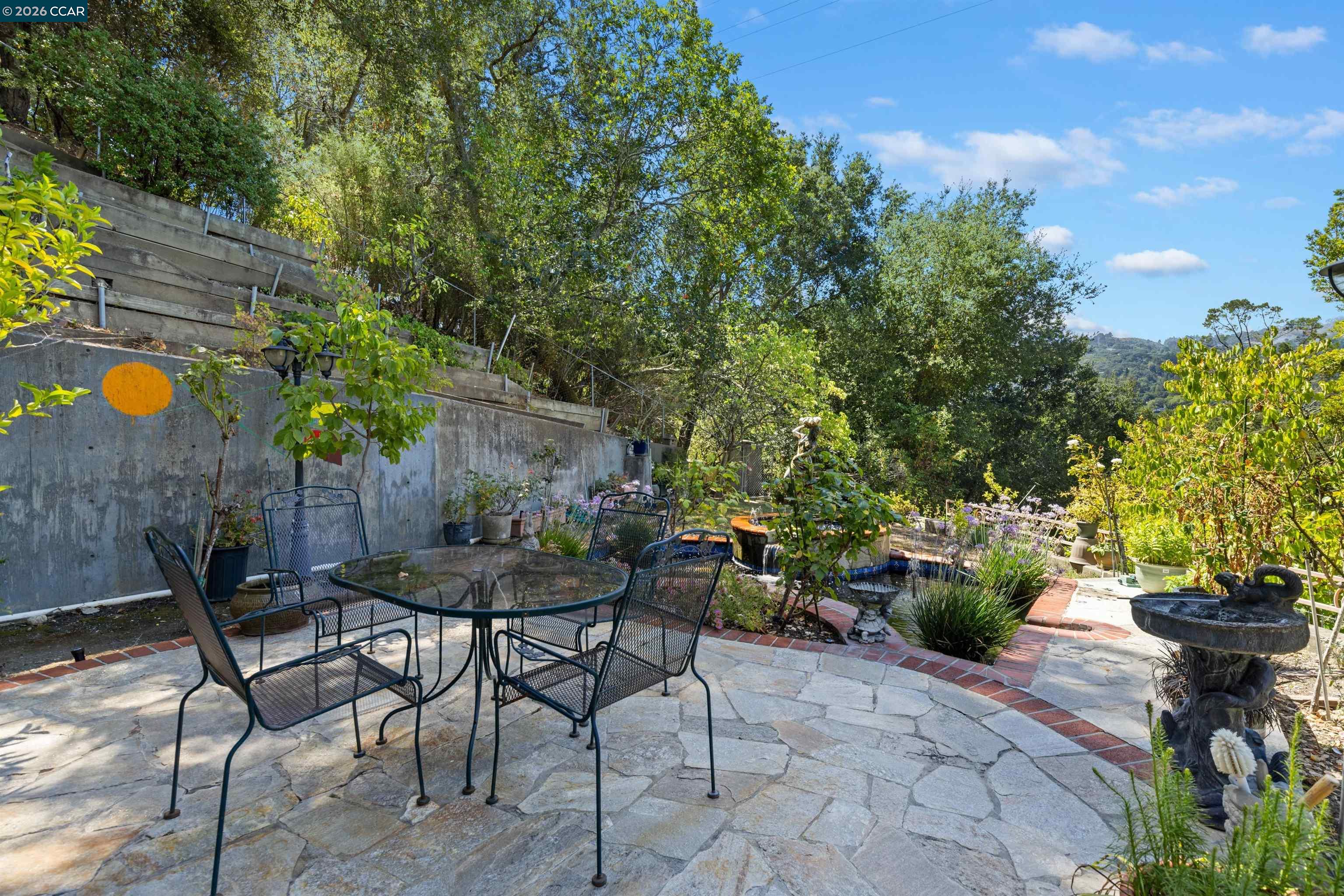 39 Mira Loma Rd