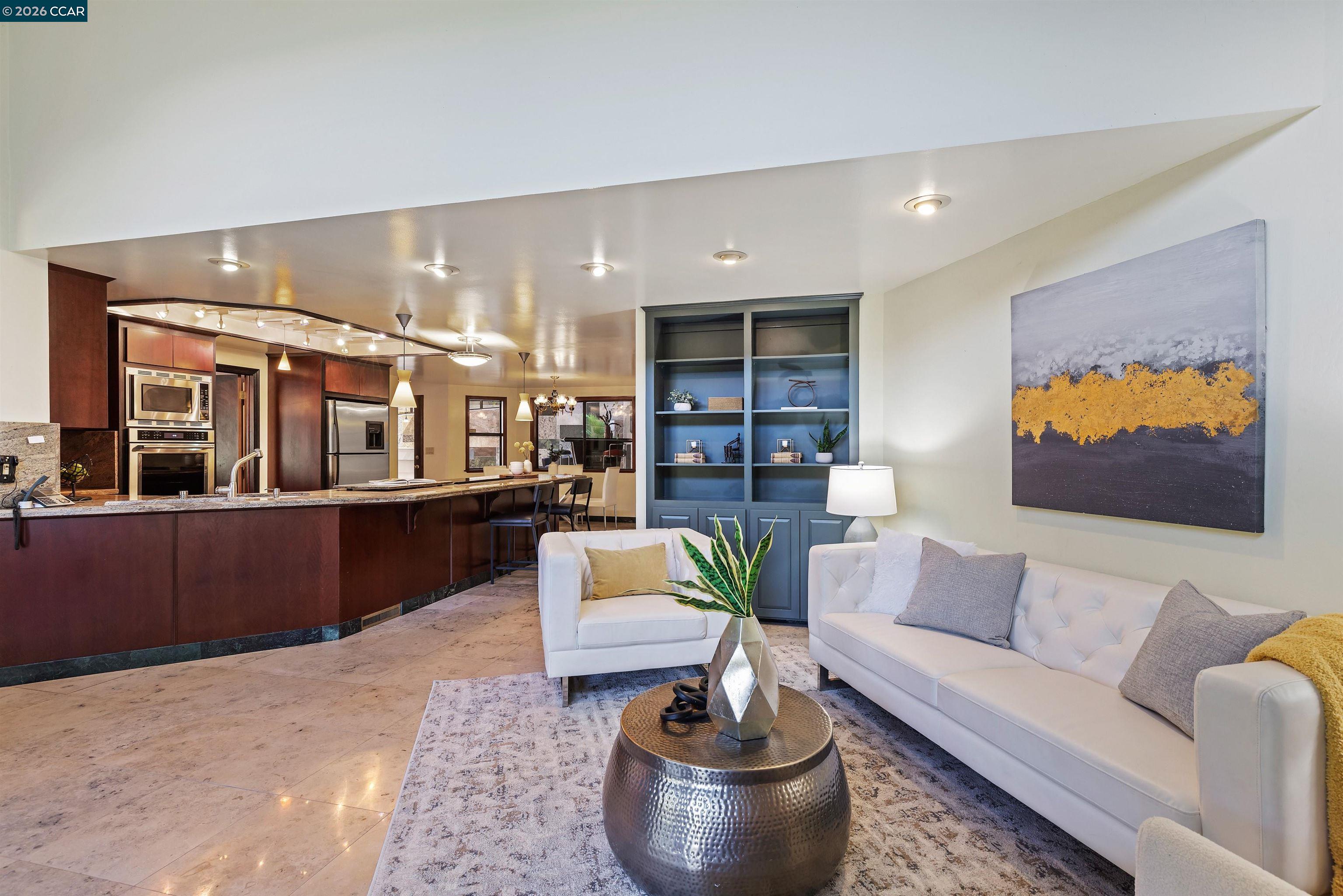 39 Mira Loma Rd
