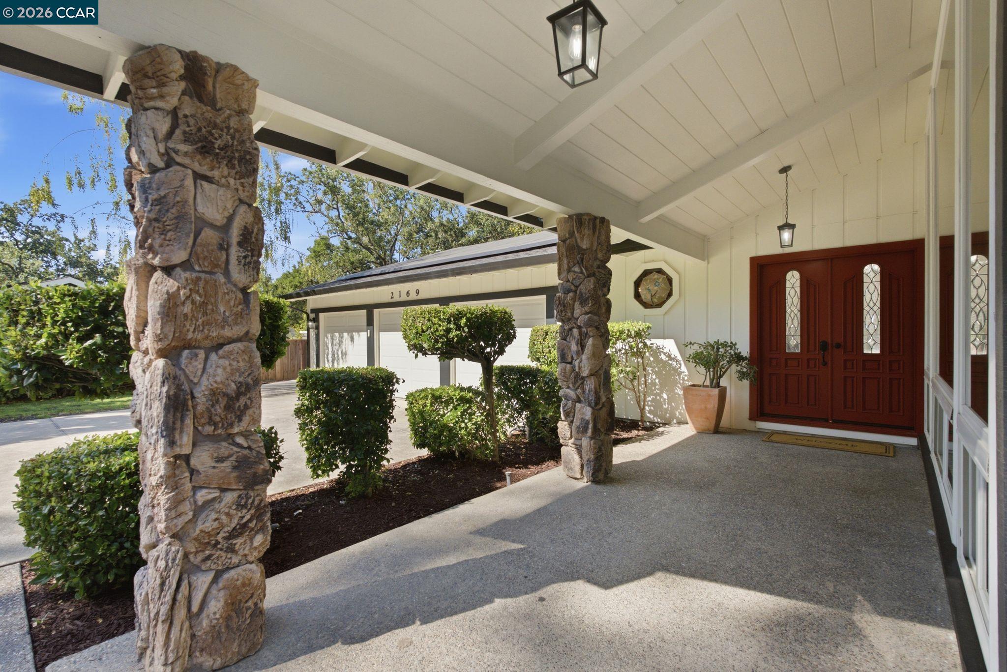 2169 Nelda Way