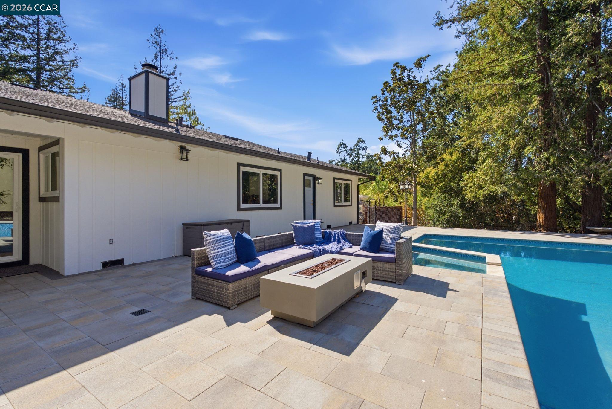 2169 Nelda Way