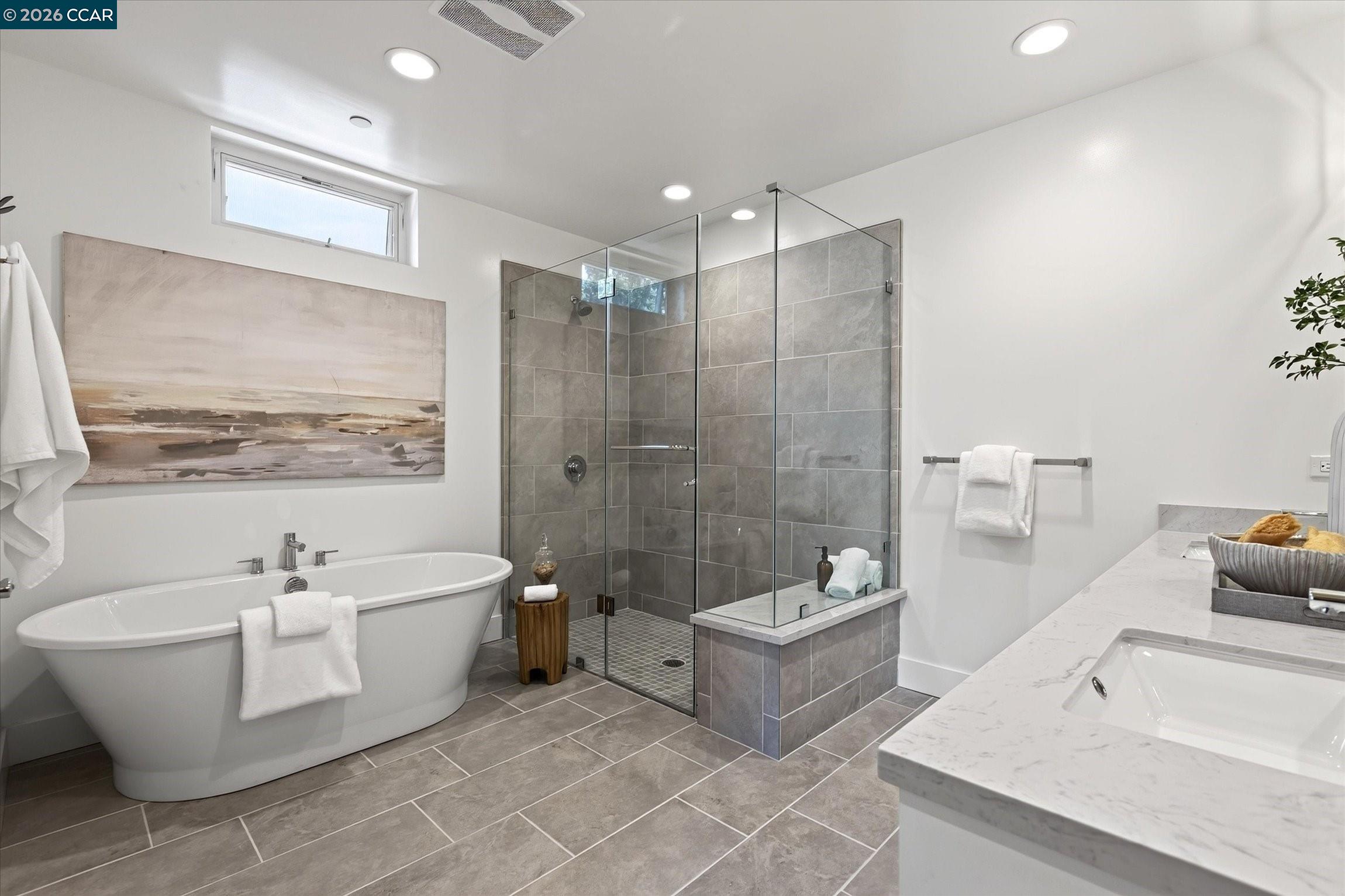 210 Lafayette Cir Unit: 302