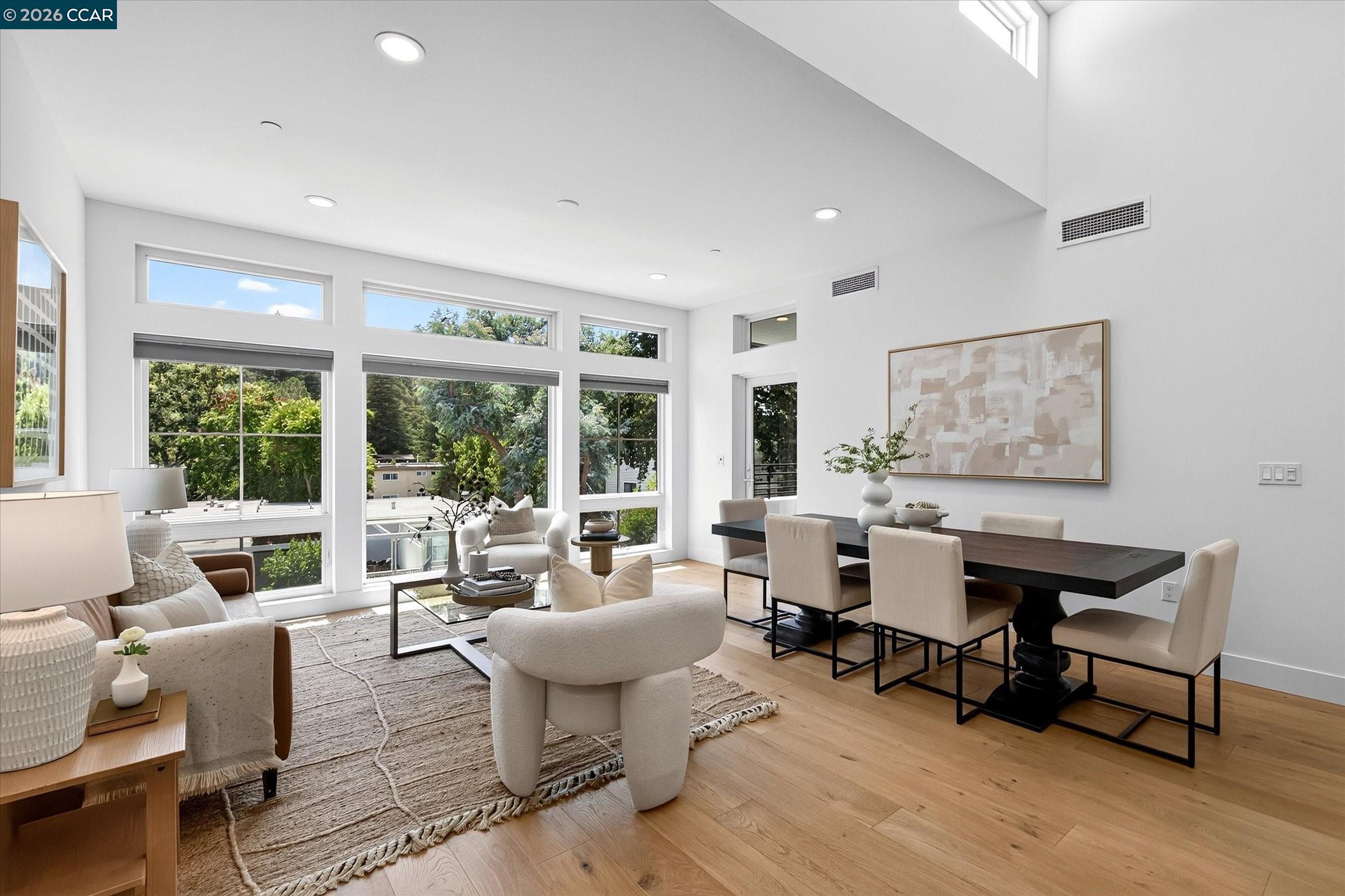 210 Lafayette Cir Unit: 302