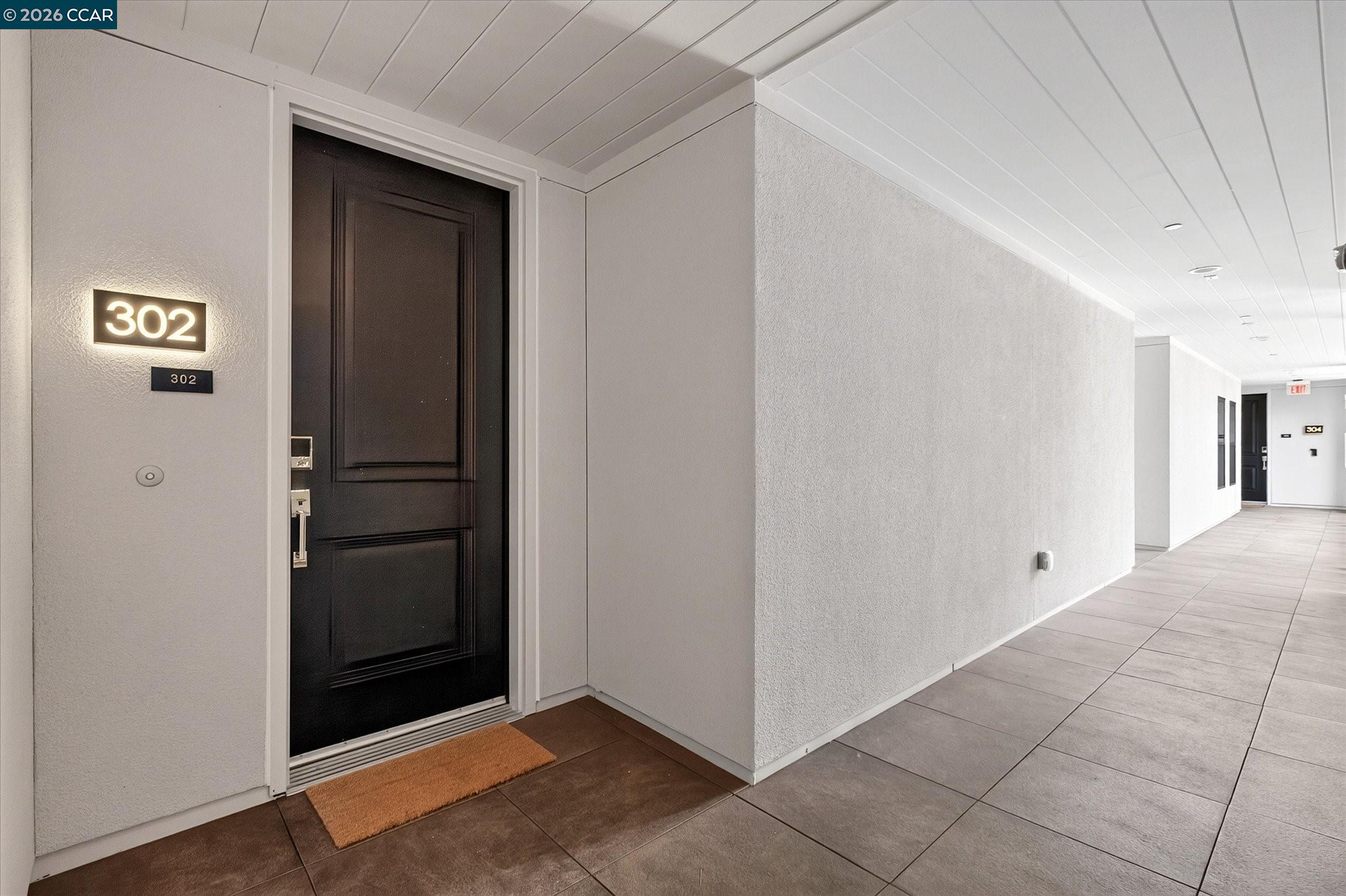 210 Lafayette Cir Unit: 302