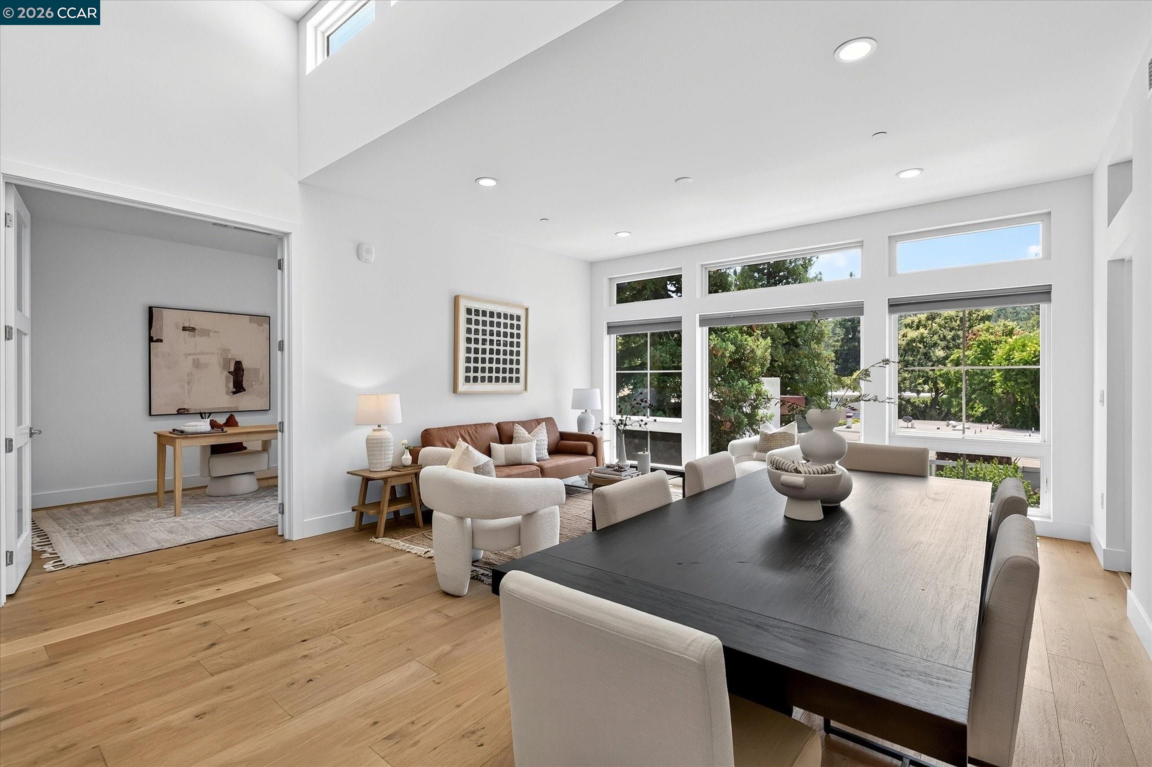 210 Lafayette Cir Unit: 302