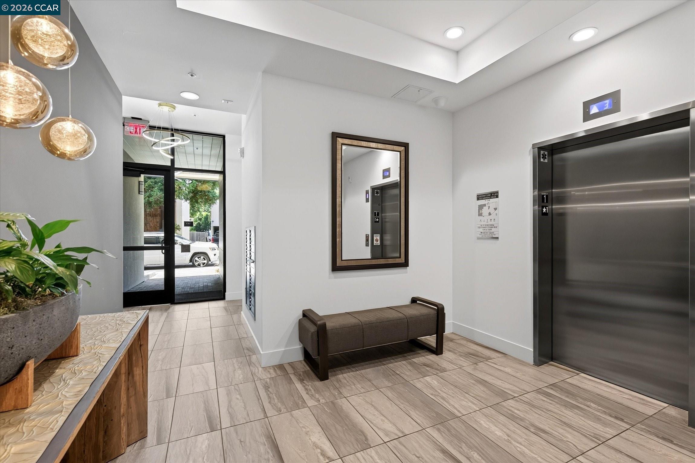 210 Lafayette Cir Unit: 302
