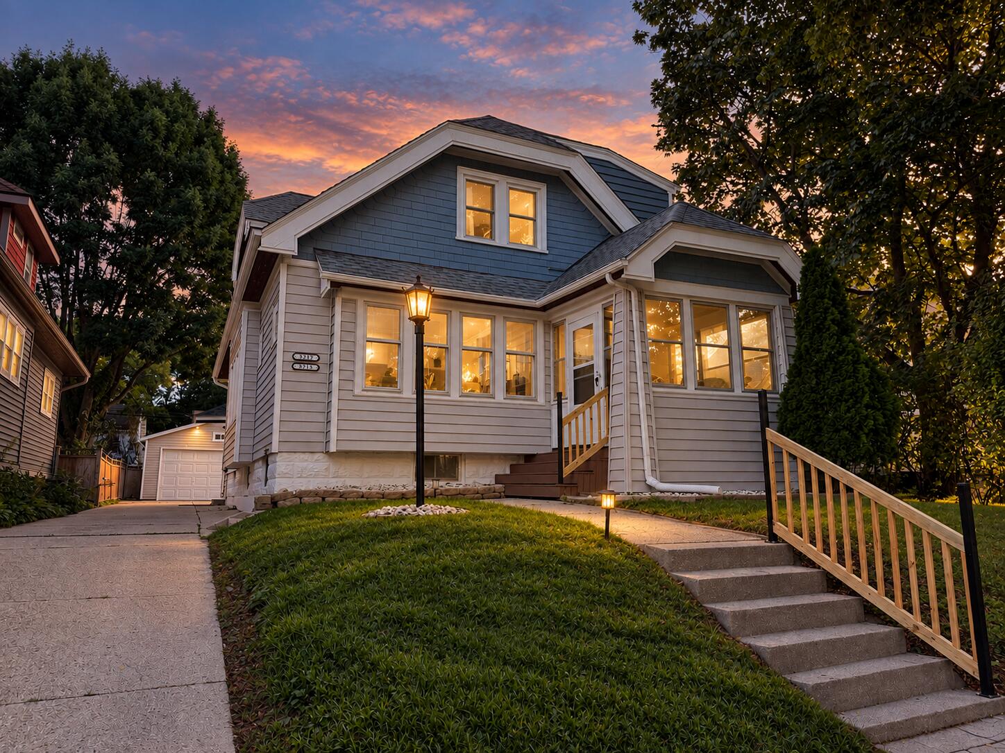 8215-8217 Portland Ave