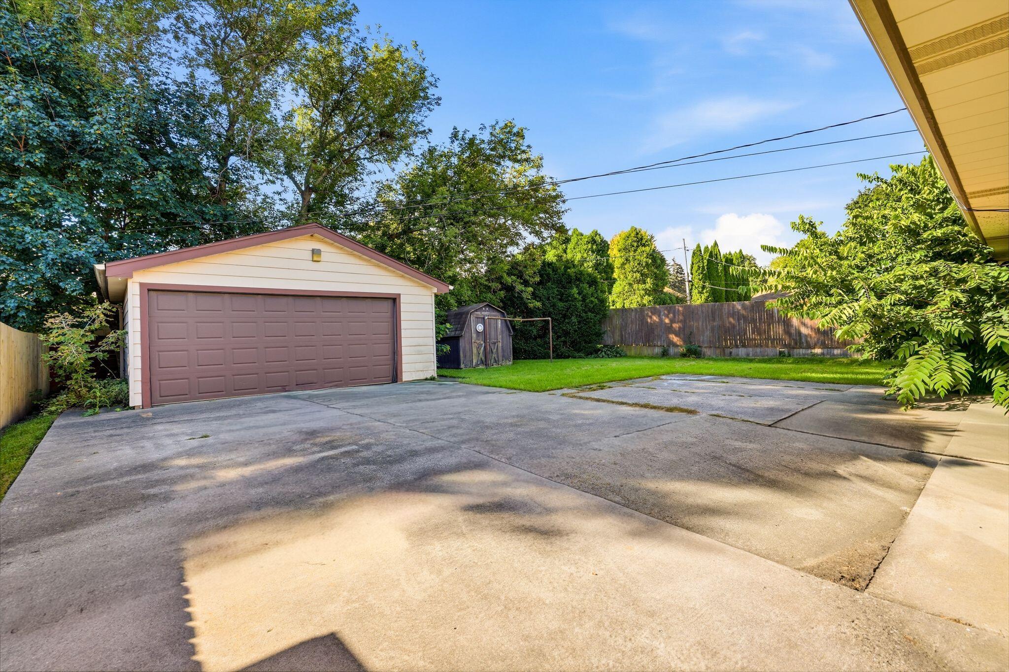 1721 Cedar St