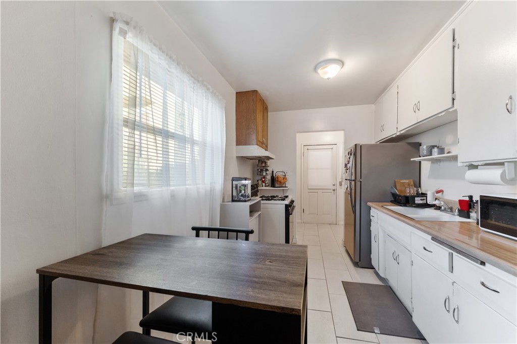 9078 Huntington Drive