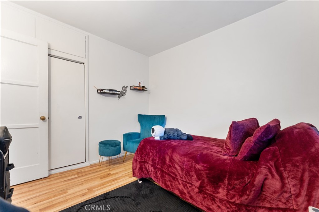 9078 Huntington Drive