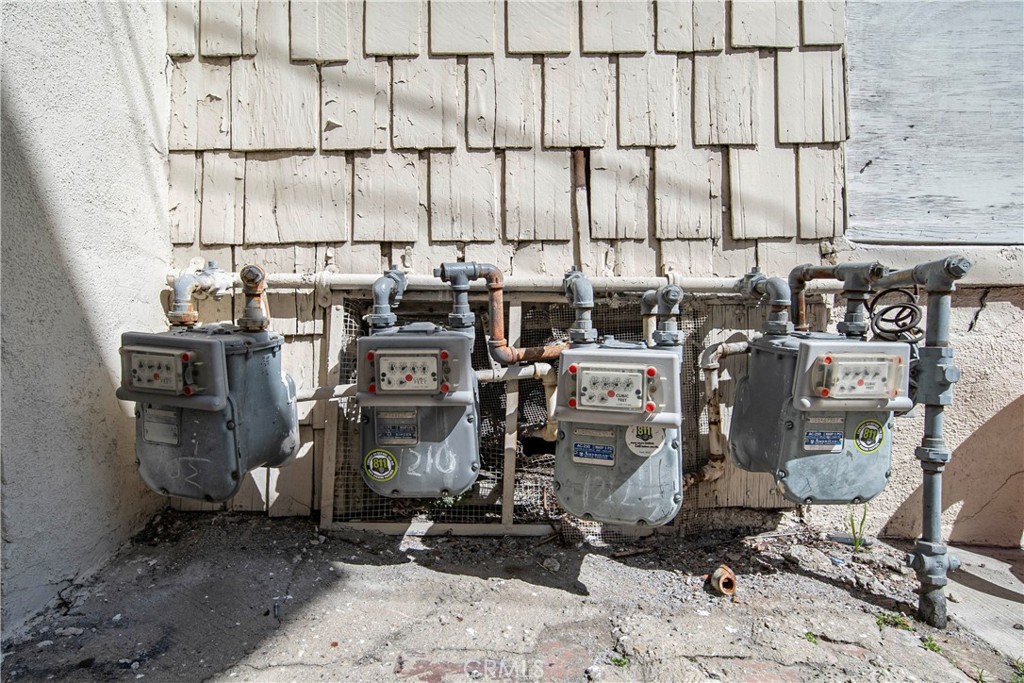 1202 W Sunset Boulevard