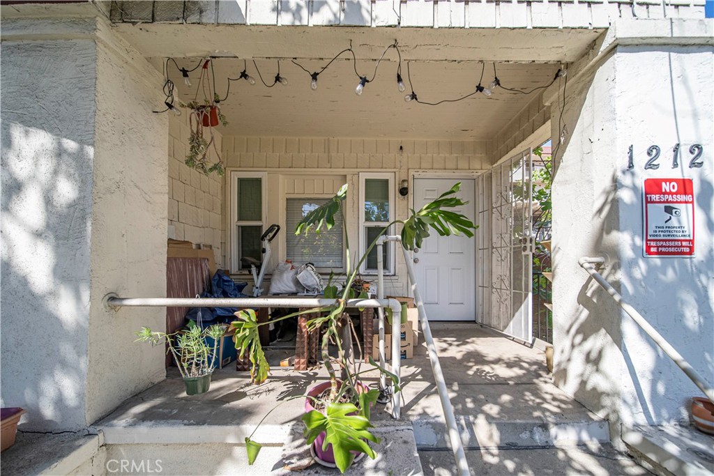 1202 W Sunset Boulevard