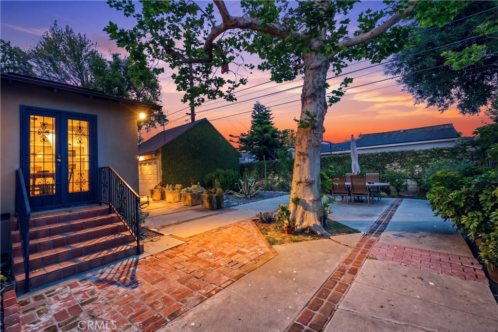 456 Segovia Avenue